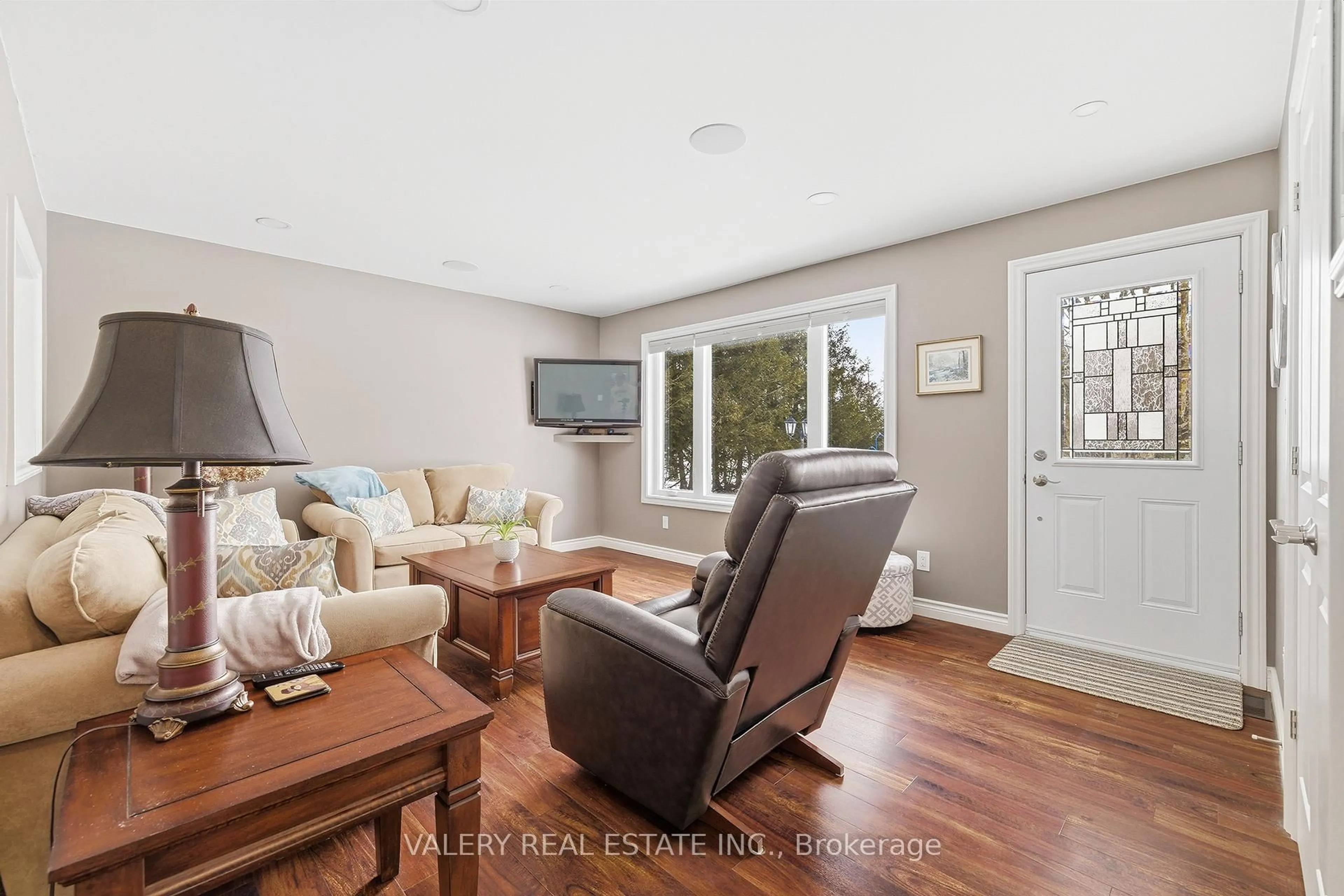 Living room with furniture, unknown for 7315 Siderd 15, Mapleton Ontario N0G 2K0