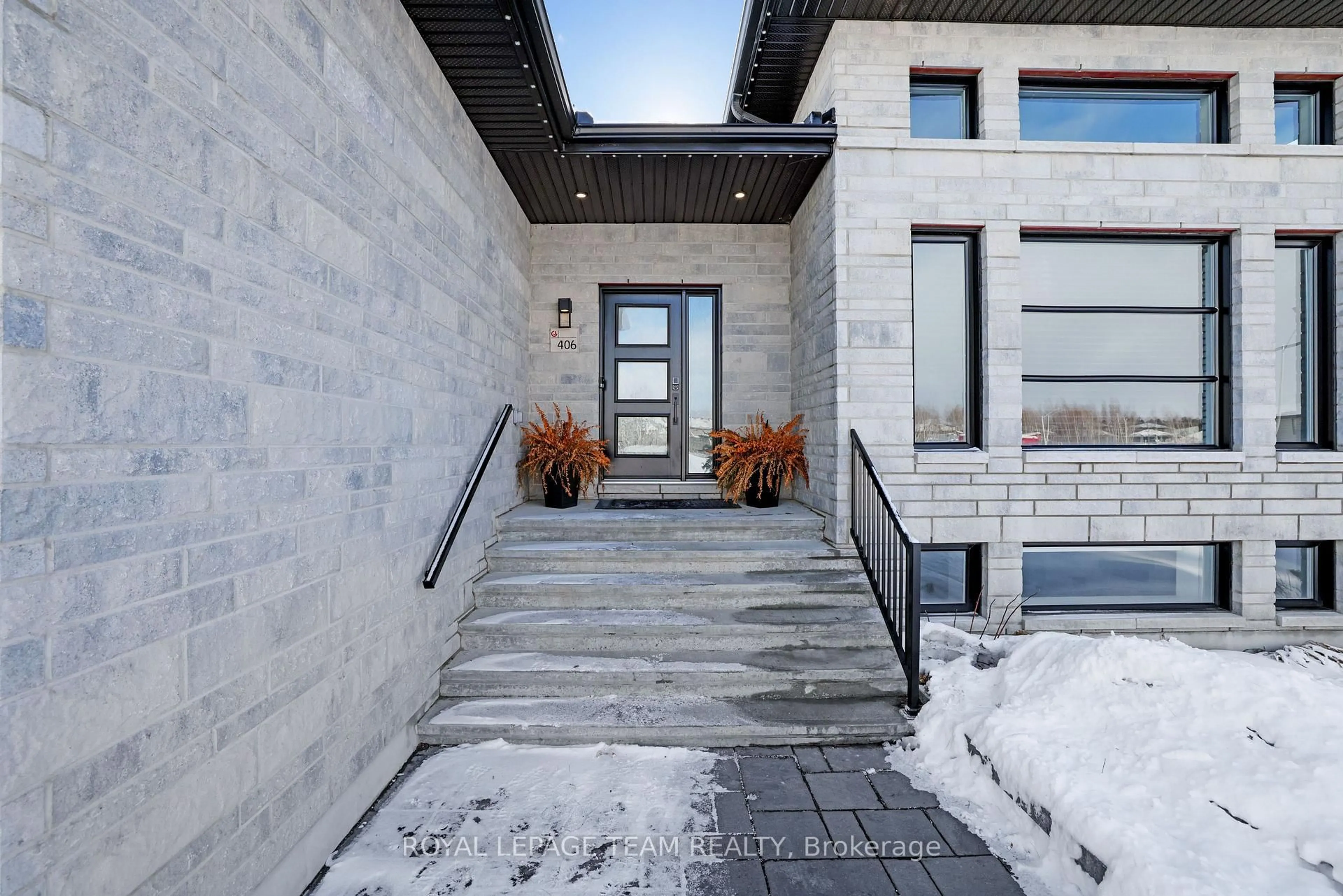 Unknown for 406 Dore St, Casselman Ontario K0A 1M0
