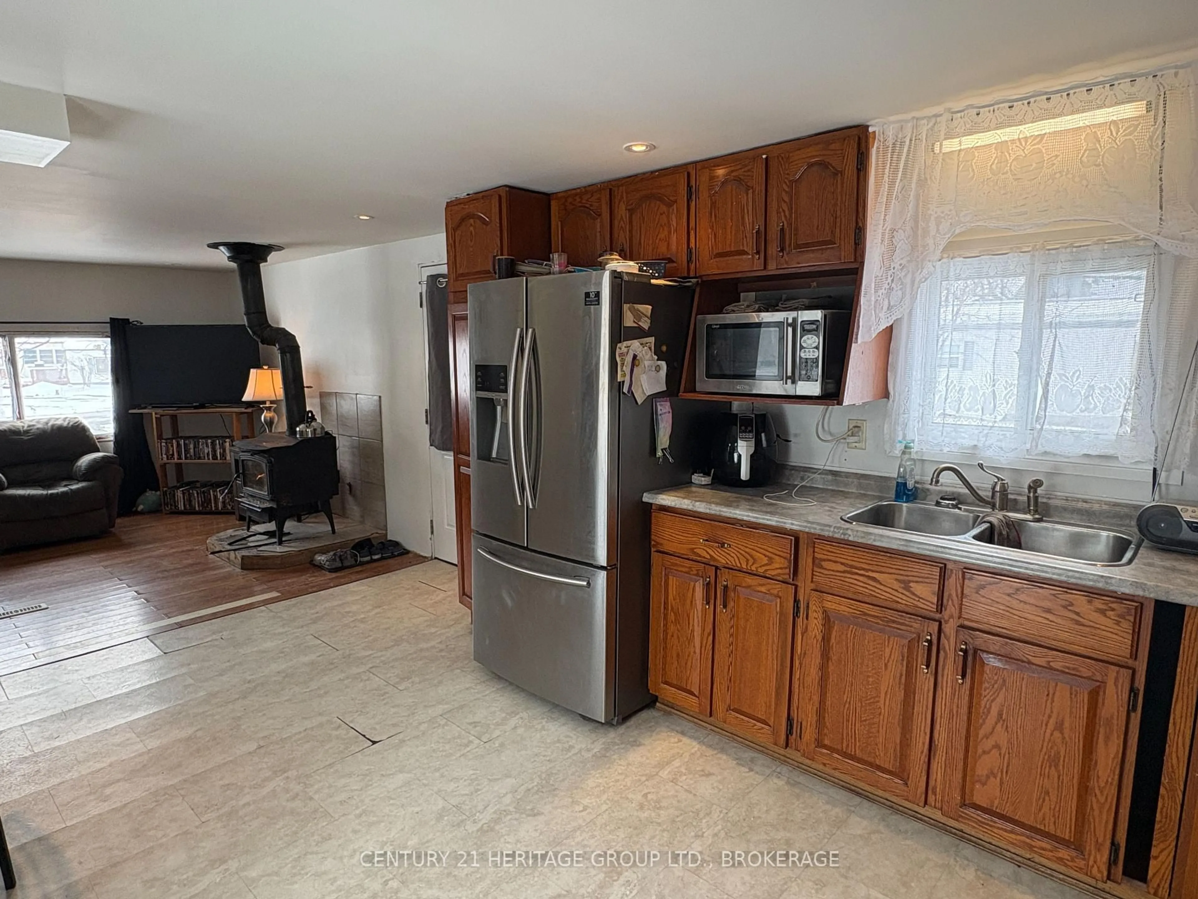 Open concept kitchen, ceramic/tile floor for 10 Wilson St, Rideau Lakes Ontario K0G 1E0