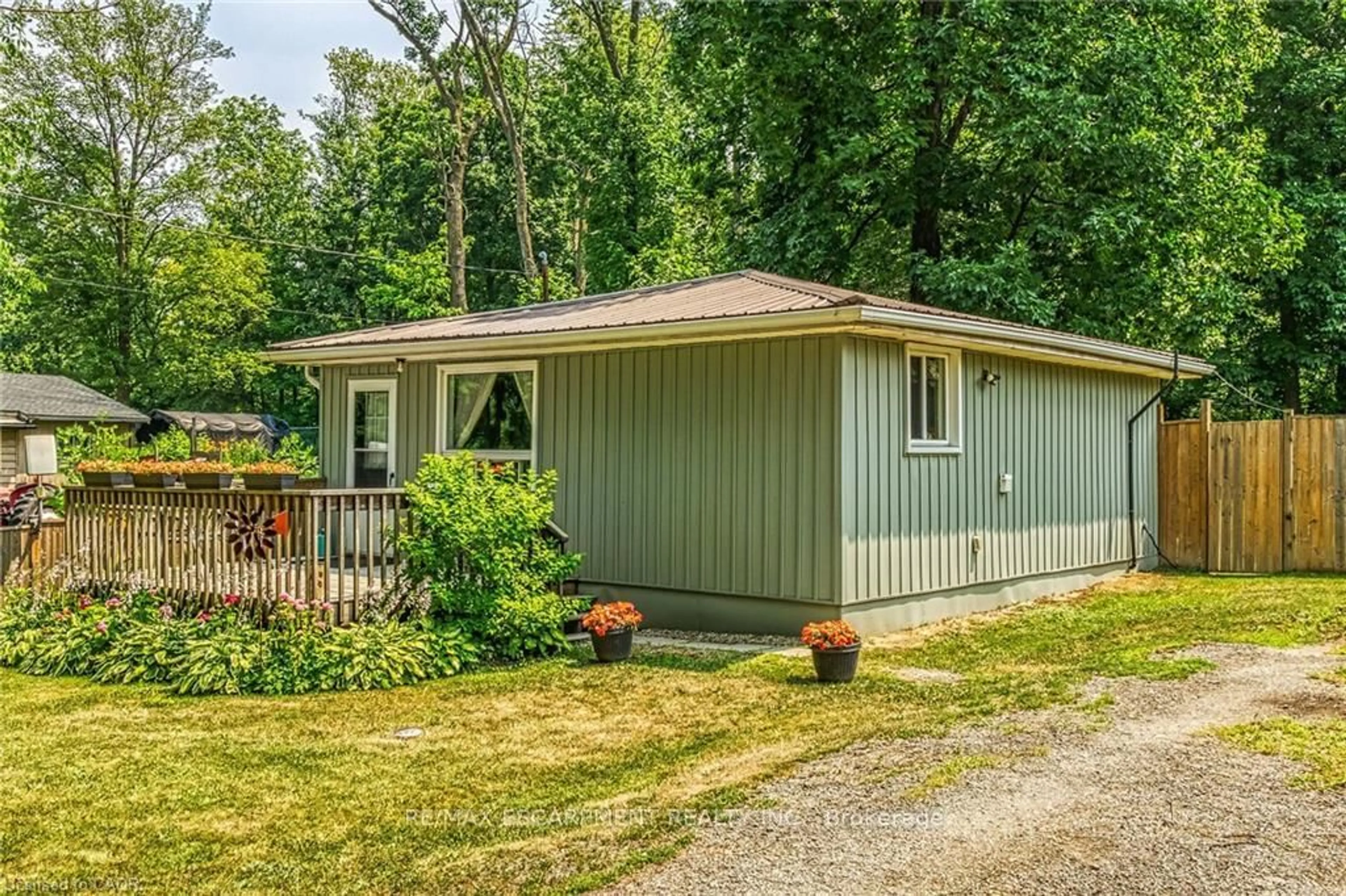 Shed for 4 Nanticoke Valley Rd, Haldimand Ontario N0A 1L0