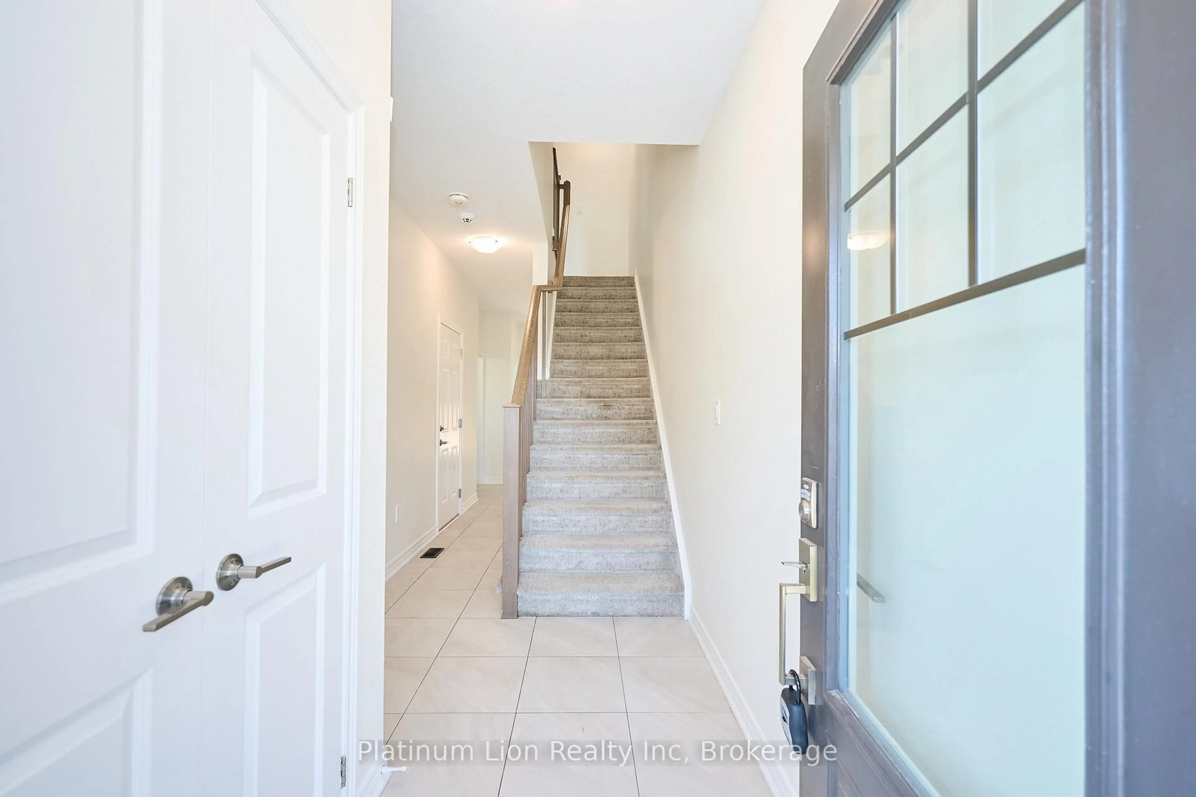 Unknown for 288 Glover Rd #54, Hamilton Ontario L8W 5H6