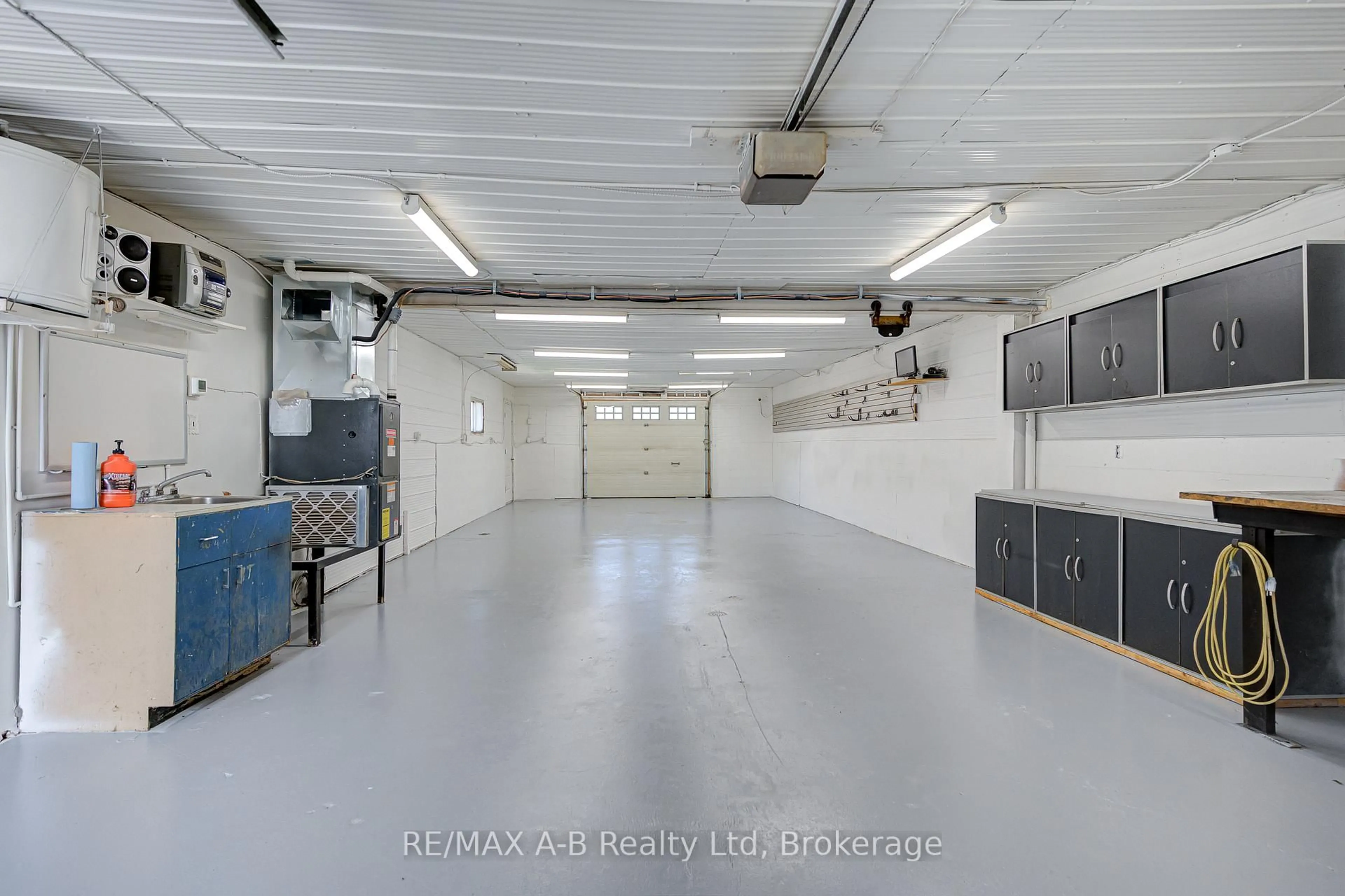 Indoor garage for 3963 Road 111, Perth East Ontario N5A 6S5