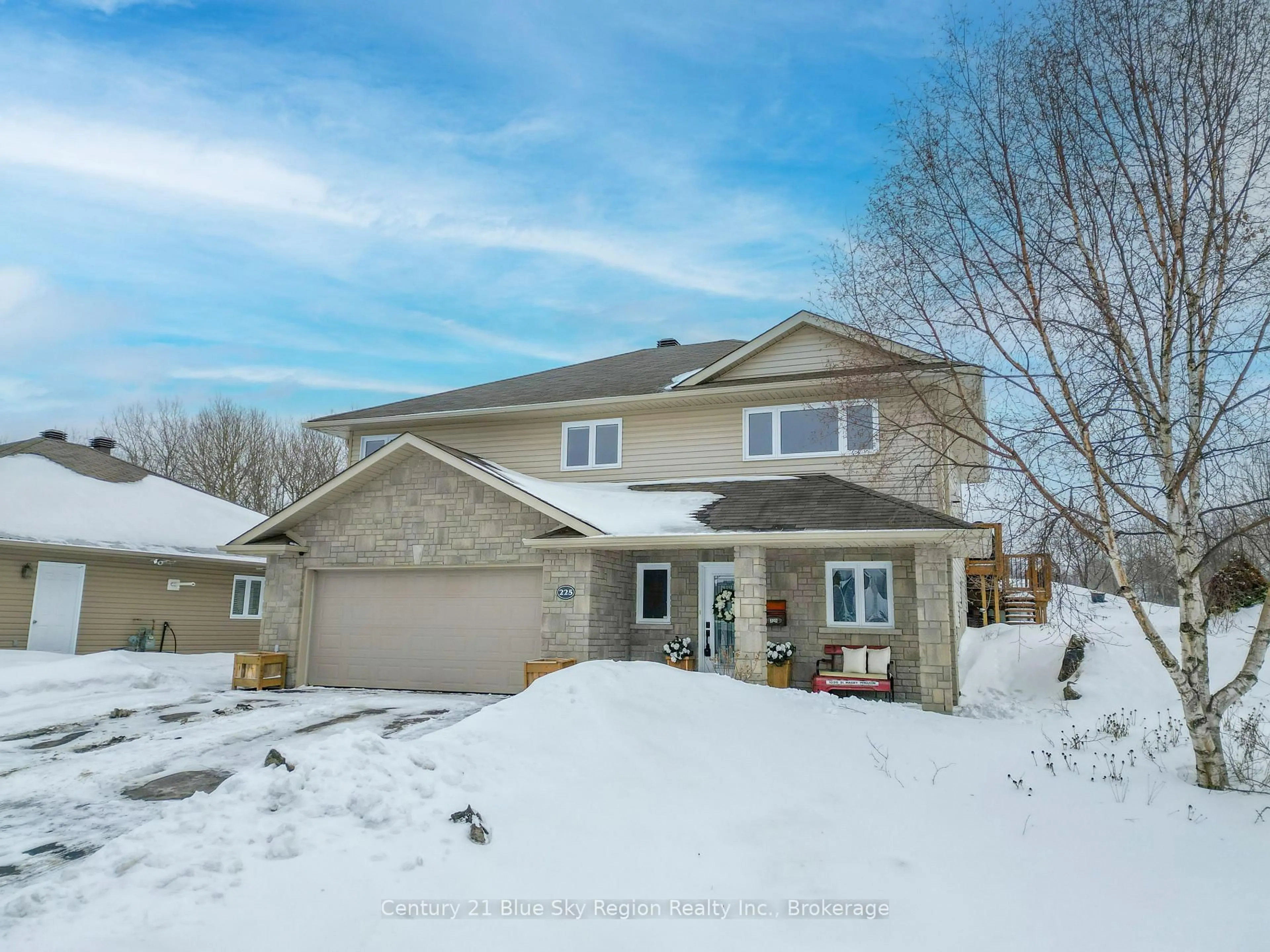 Unknown for 225 Kingsway Ave, North Bay Ontario P1B 7V5