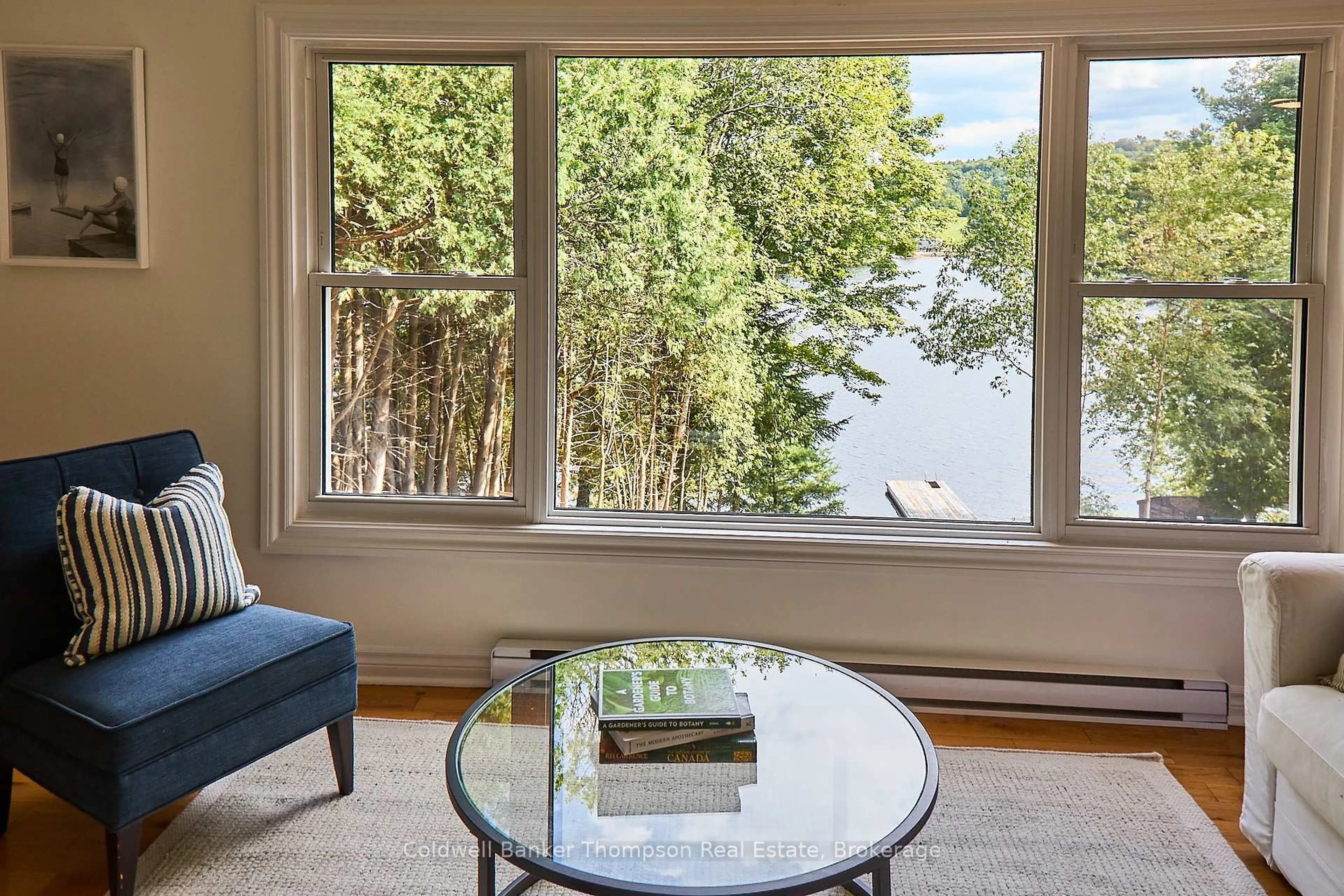 Living room with furniture, unknown for 109 Riverside Dr, Huntsville Ontario P1H 1R6