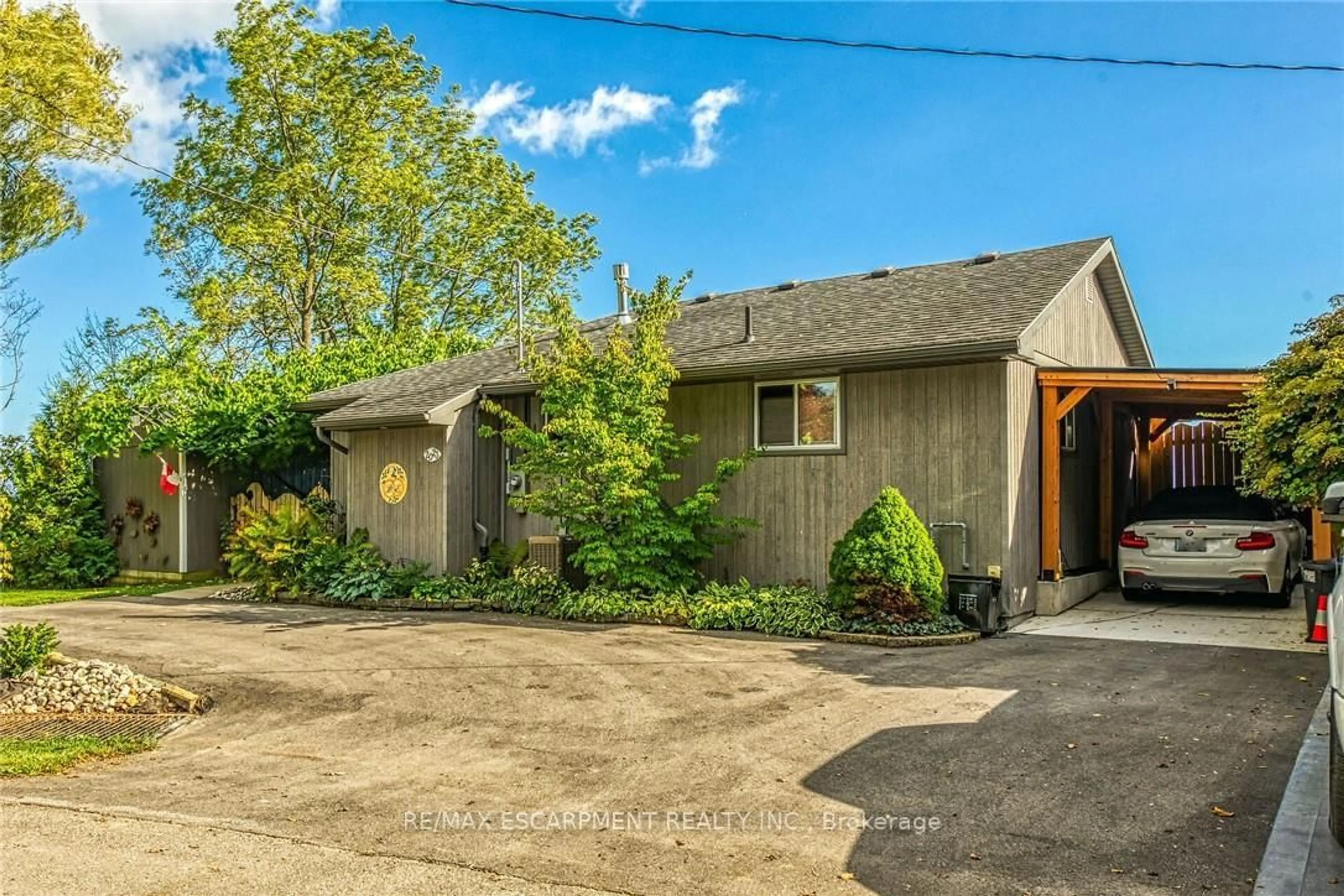 Unknown for 2023 Maple Blvd, Norfolk Ontario N0A 1N2