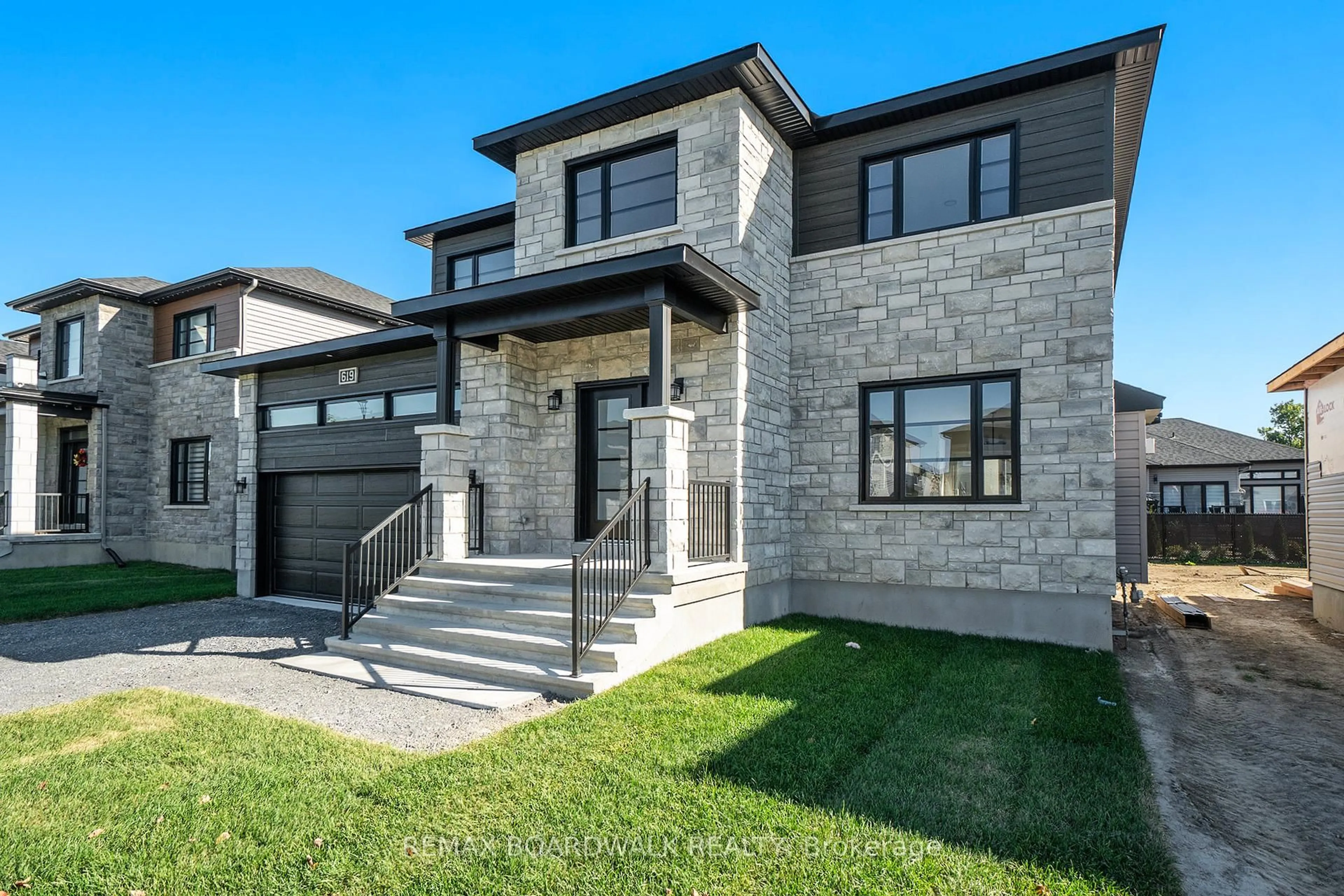 Home with brick exterior material, street for 619 Geneva Cres, Russell Ontario K0A 1W0