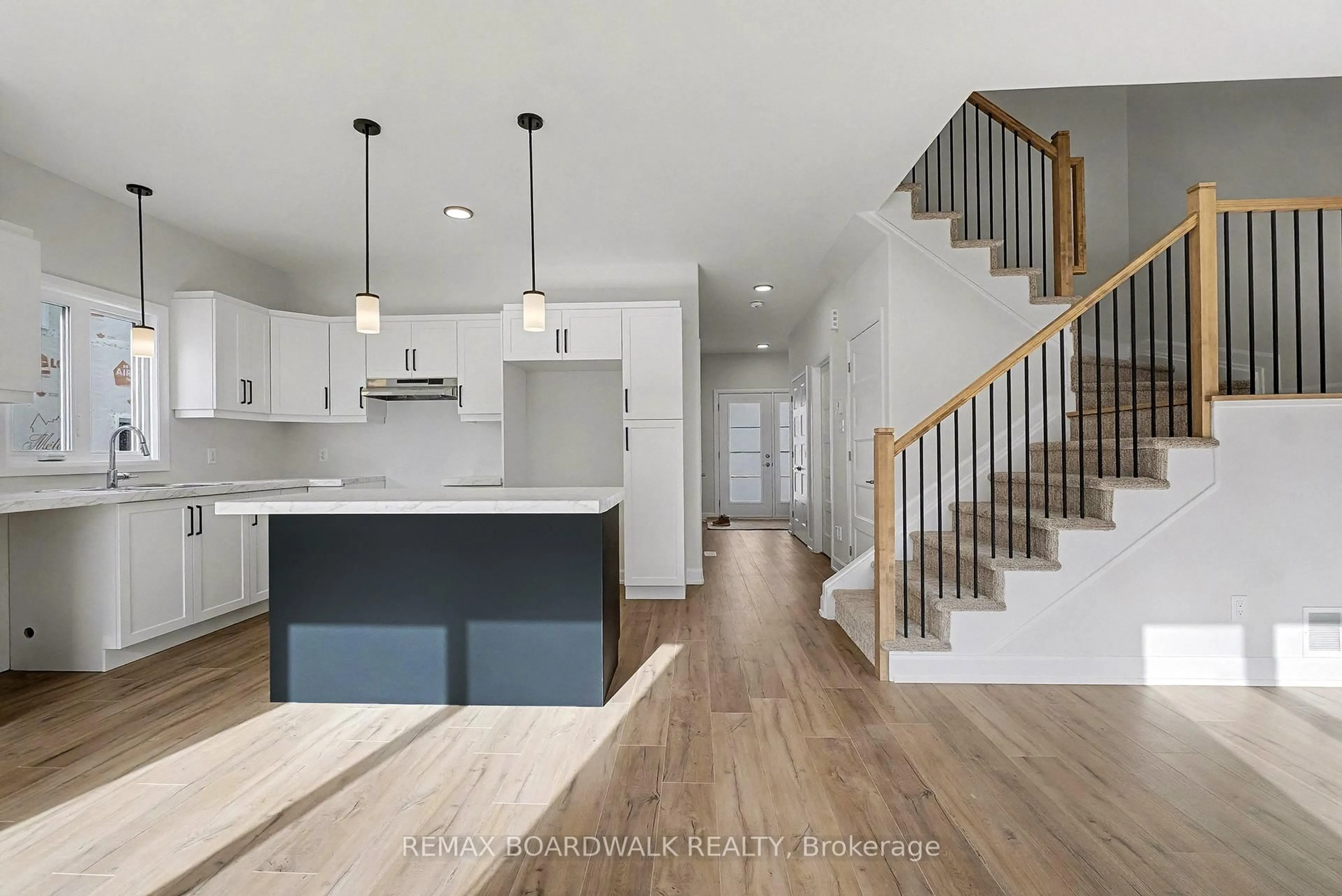 Open concept kitchen, unknown for 408 FALCON Lane, Russell Ontario K4R 1E5