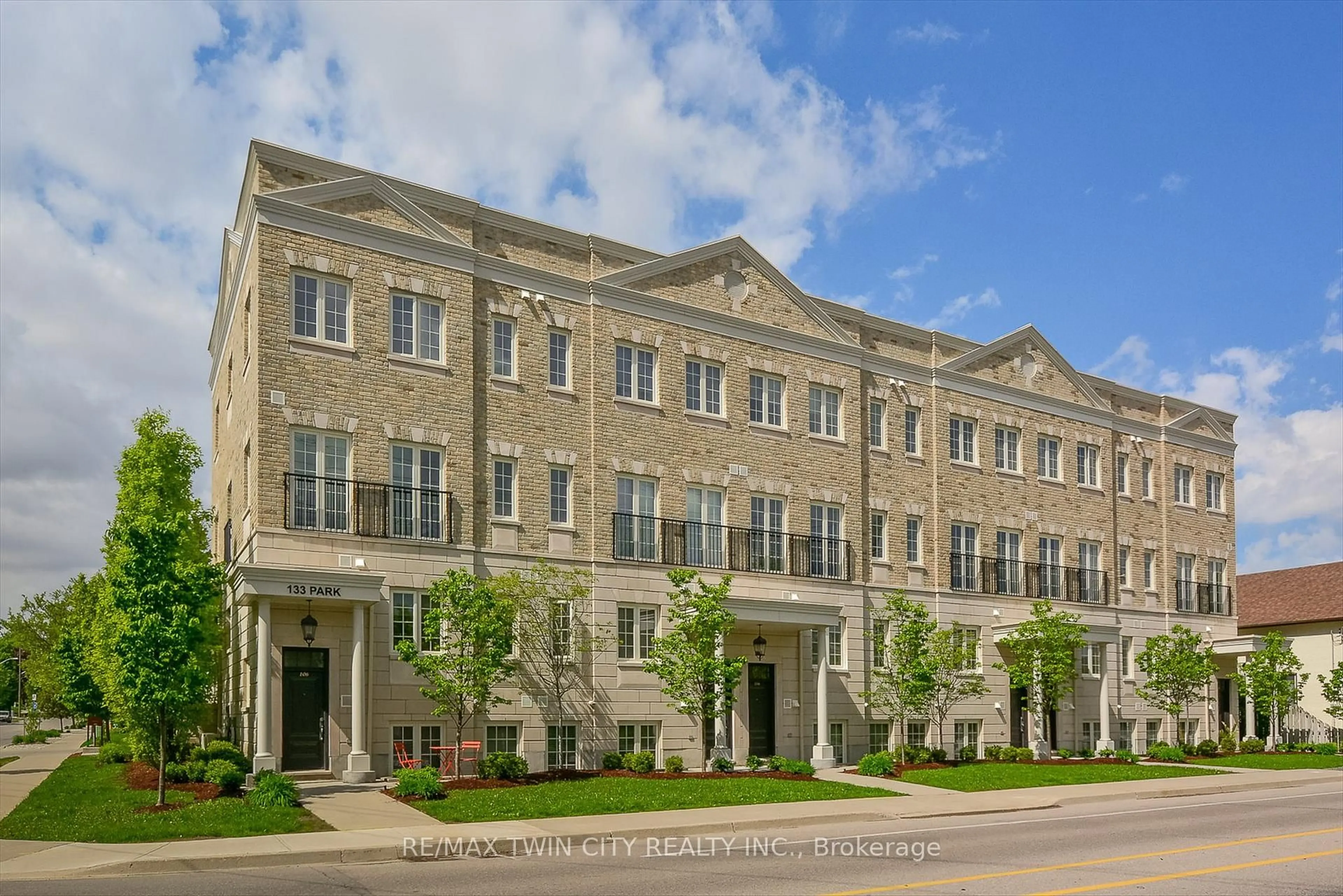 Home with brick exterior material, building for 133 Park St #101, Waterloo Ontario N2L 6L7