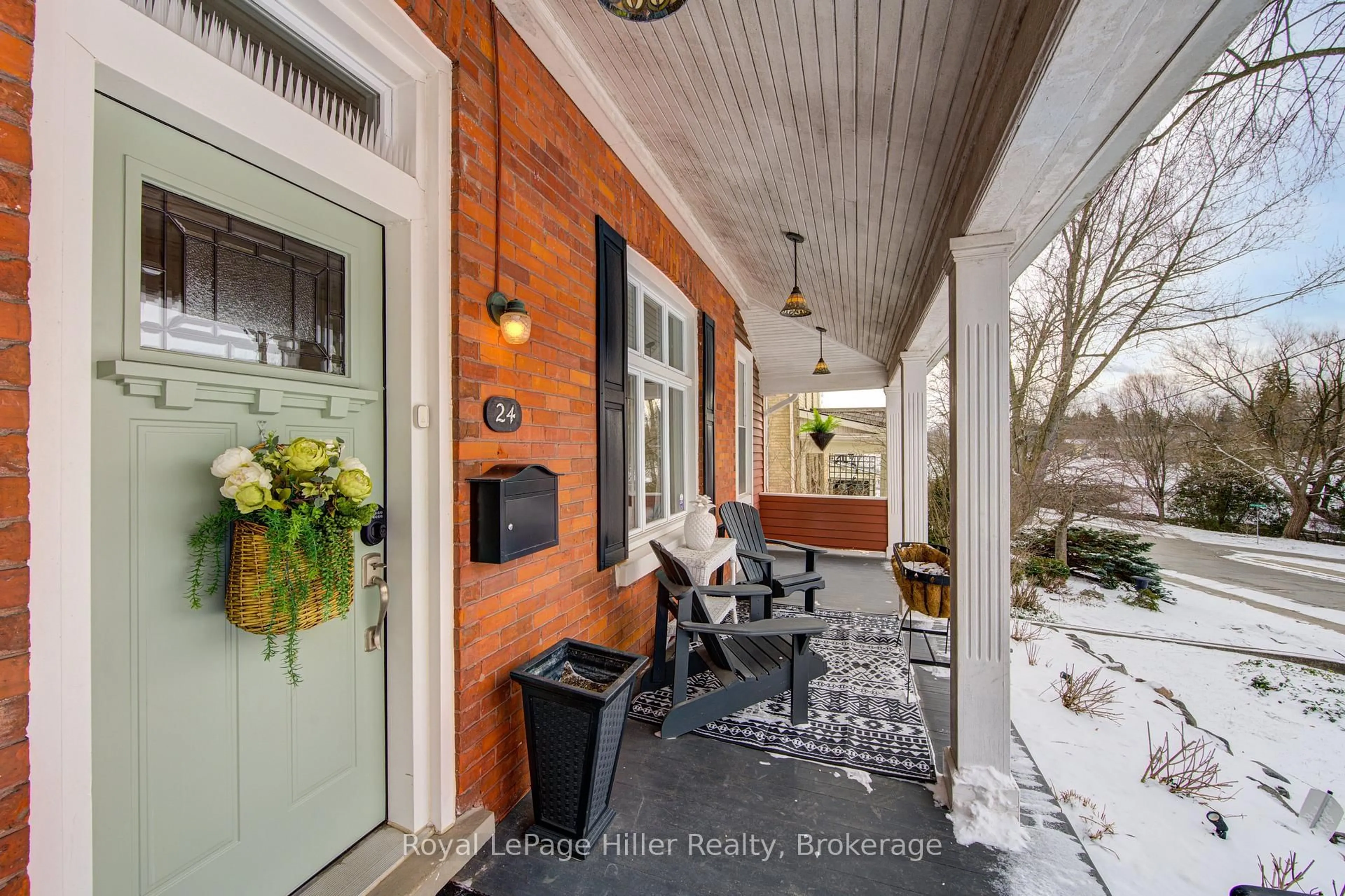 Indoor entryway for 24 Avon St, Stratford Ontario N5A 5N4