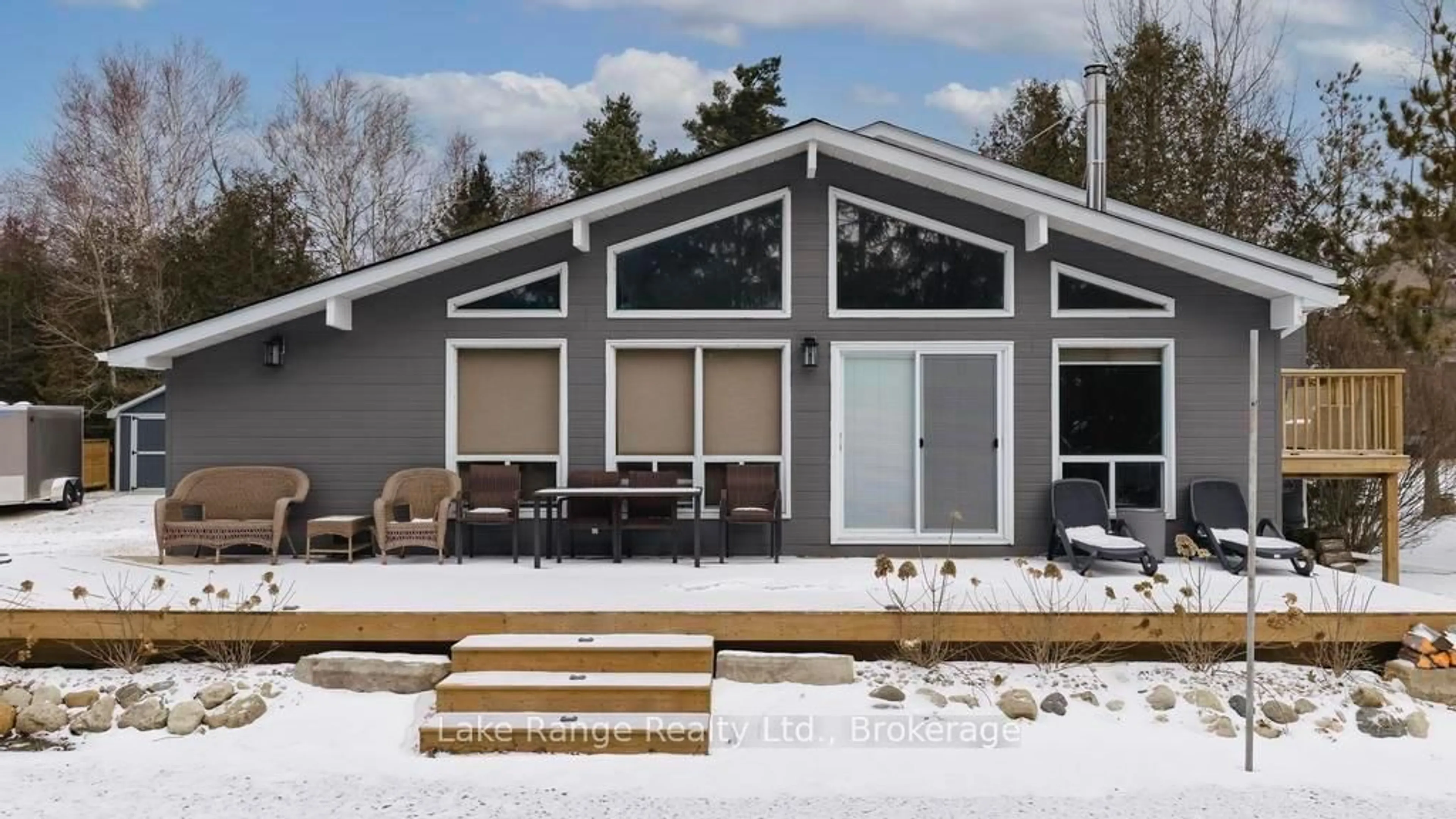 Home with vinyl exterior material, unknown for 3 Cathcart St, Huron-Kinloss Ontario N2Z 2X6