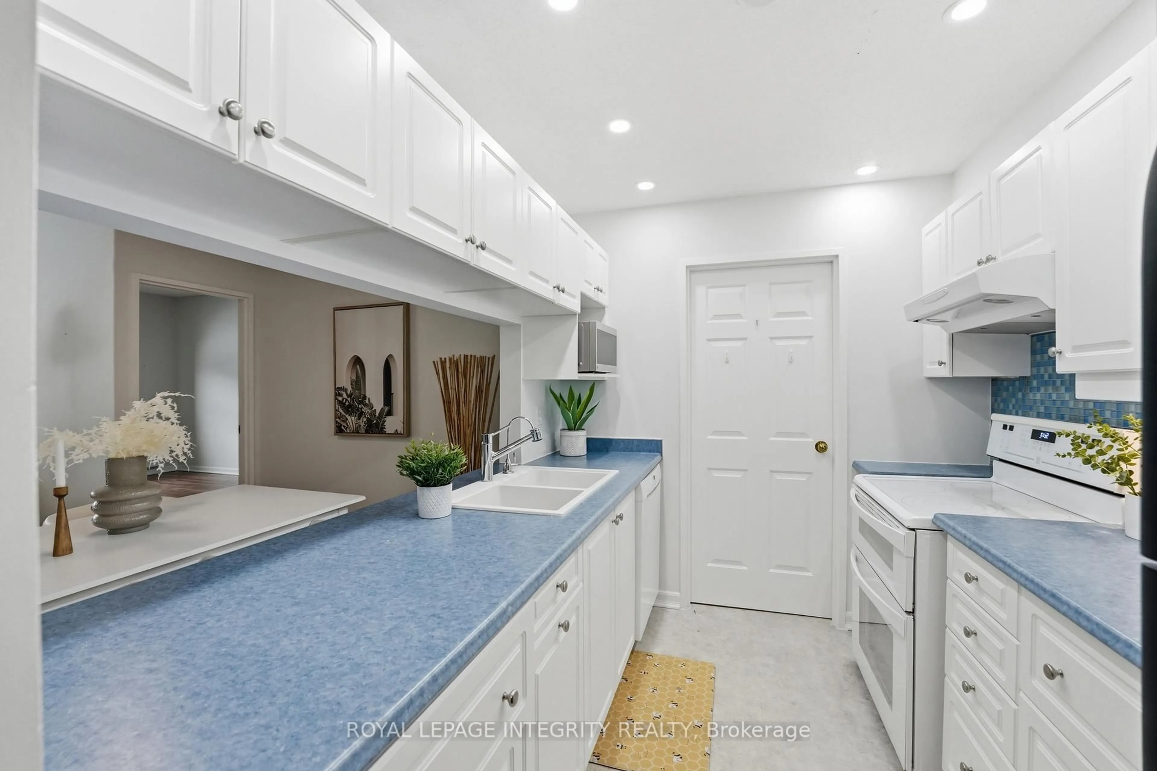 Unknown for 2019 Carling Ave #108, Ottawa Ontario K2A 4A2