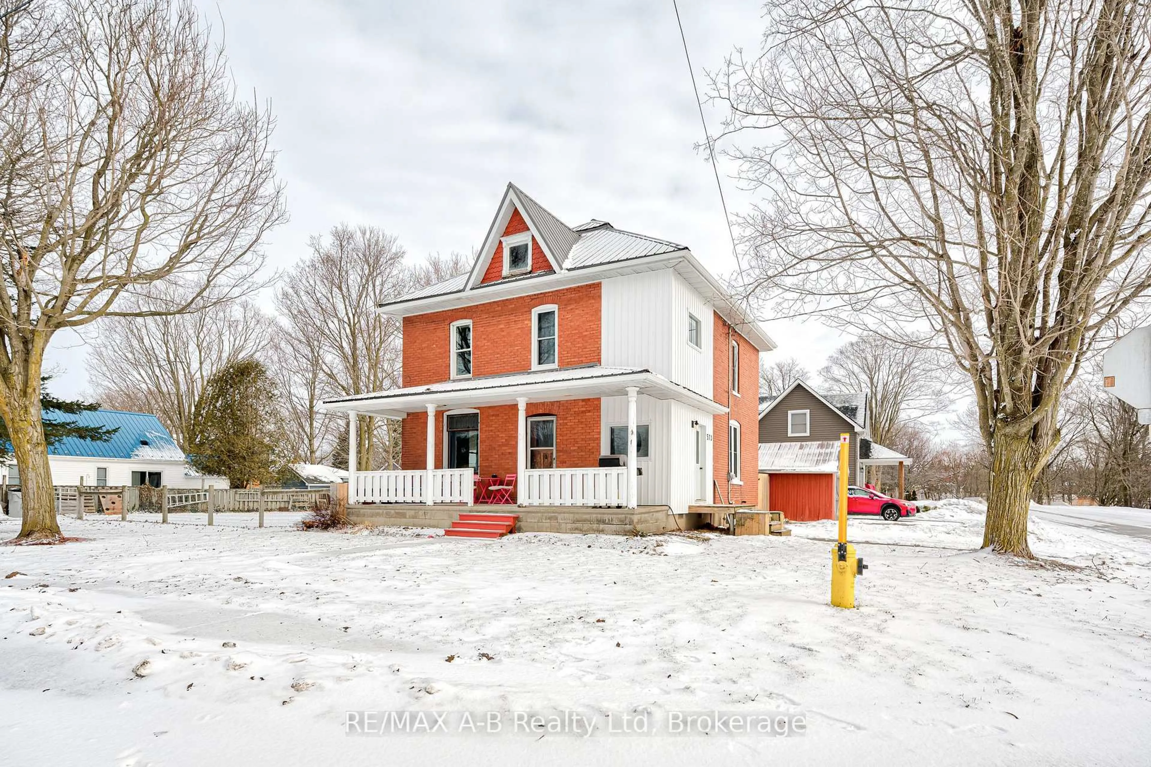 Unknown for 570 Sports Dr, Huron East Ontario N0G 1H0