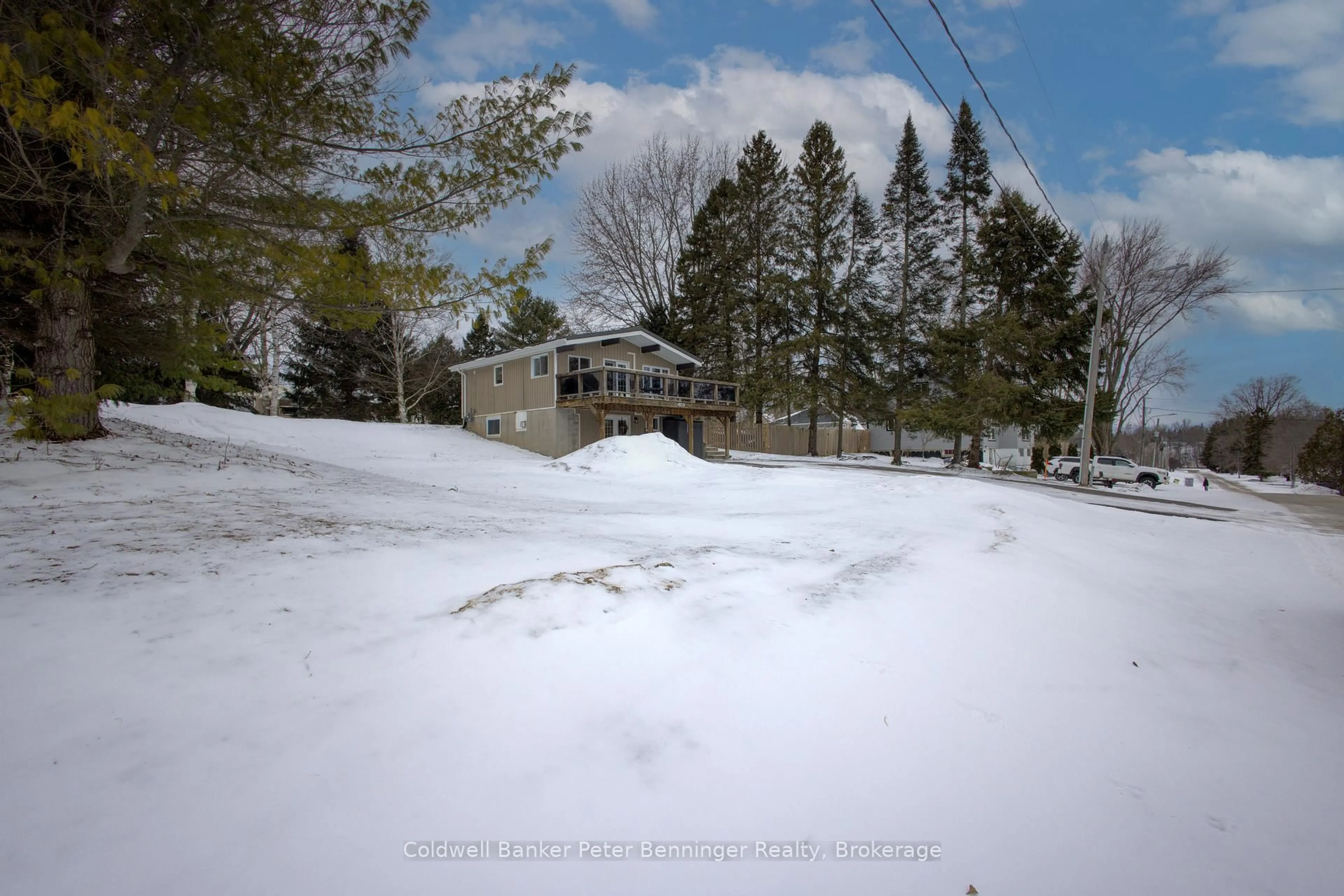 A pic from outside/outdoor area/front of a property/back of a property/a pic from drone, street for 182 James St, Arran-Elderslie Ontario N0G 2N0