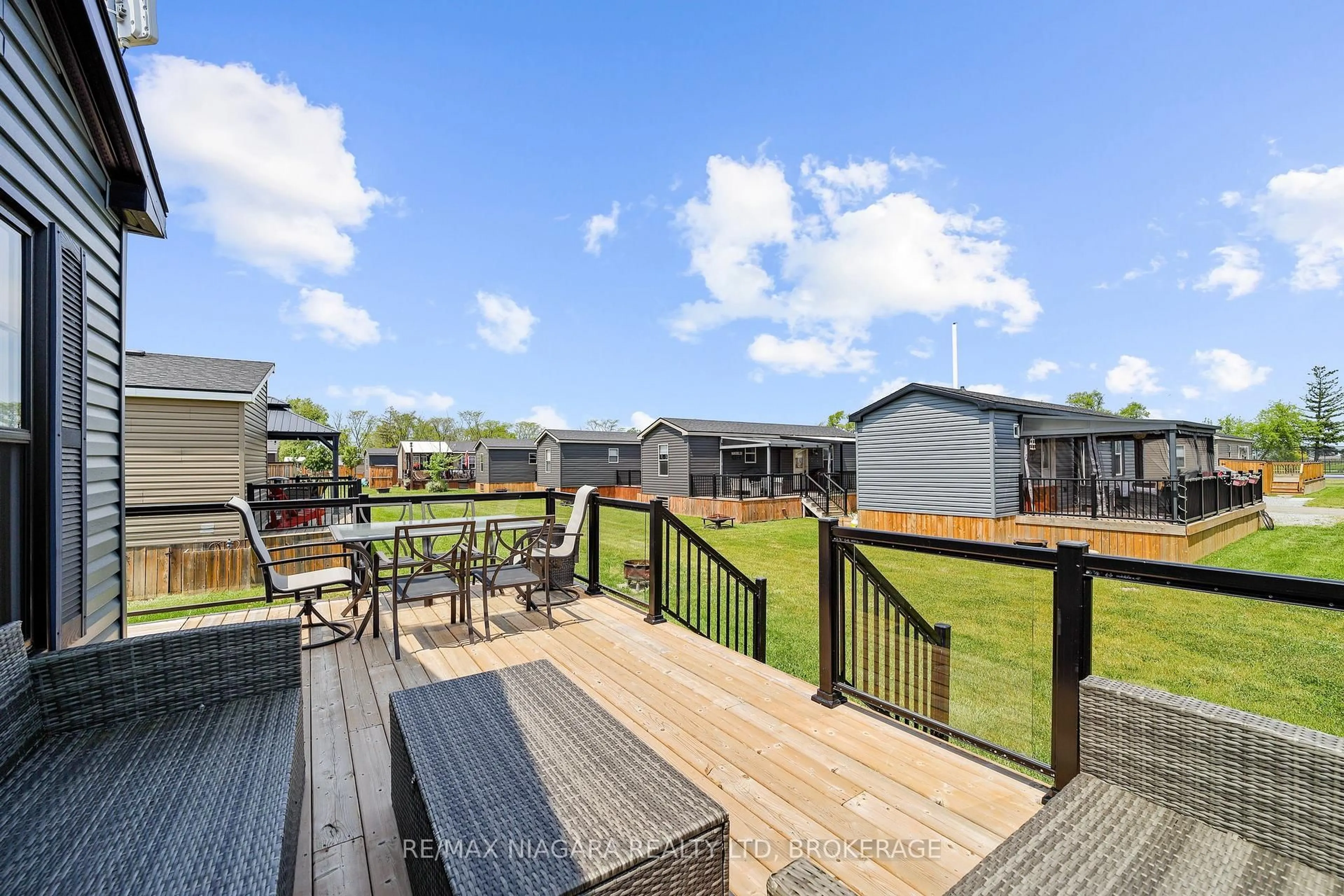 A pic from outside/outdoor area/front of a property/back of a property/a pic from drone, water/lake/river/ocean view for 1501 LINE 8 Rd #210, Niagara-on-the-Lake Ontario L0S 1L0