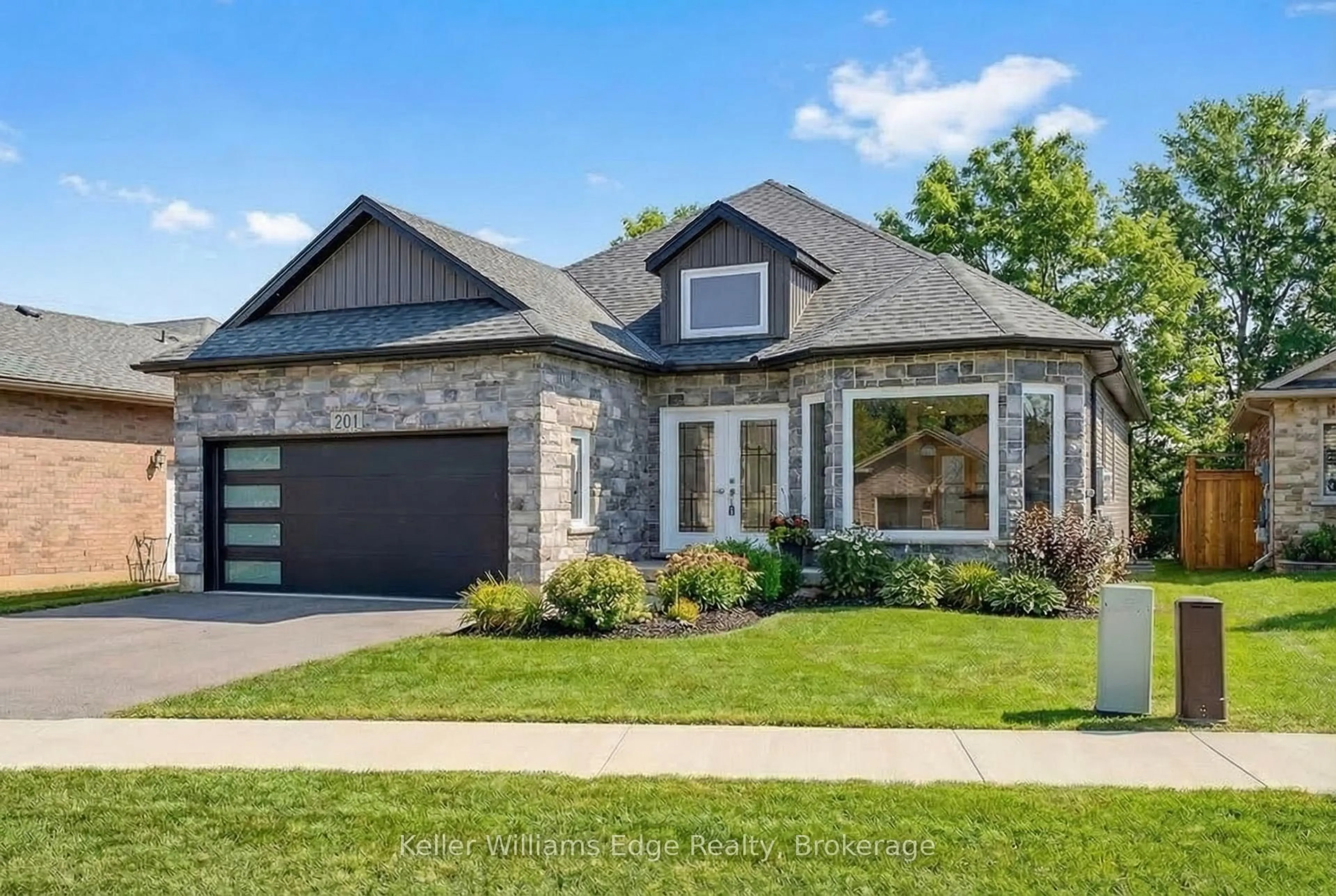 Home with brick exterior material, street for 201 Hetram Crt, Fort Erie Ontario L0S 1B0