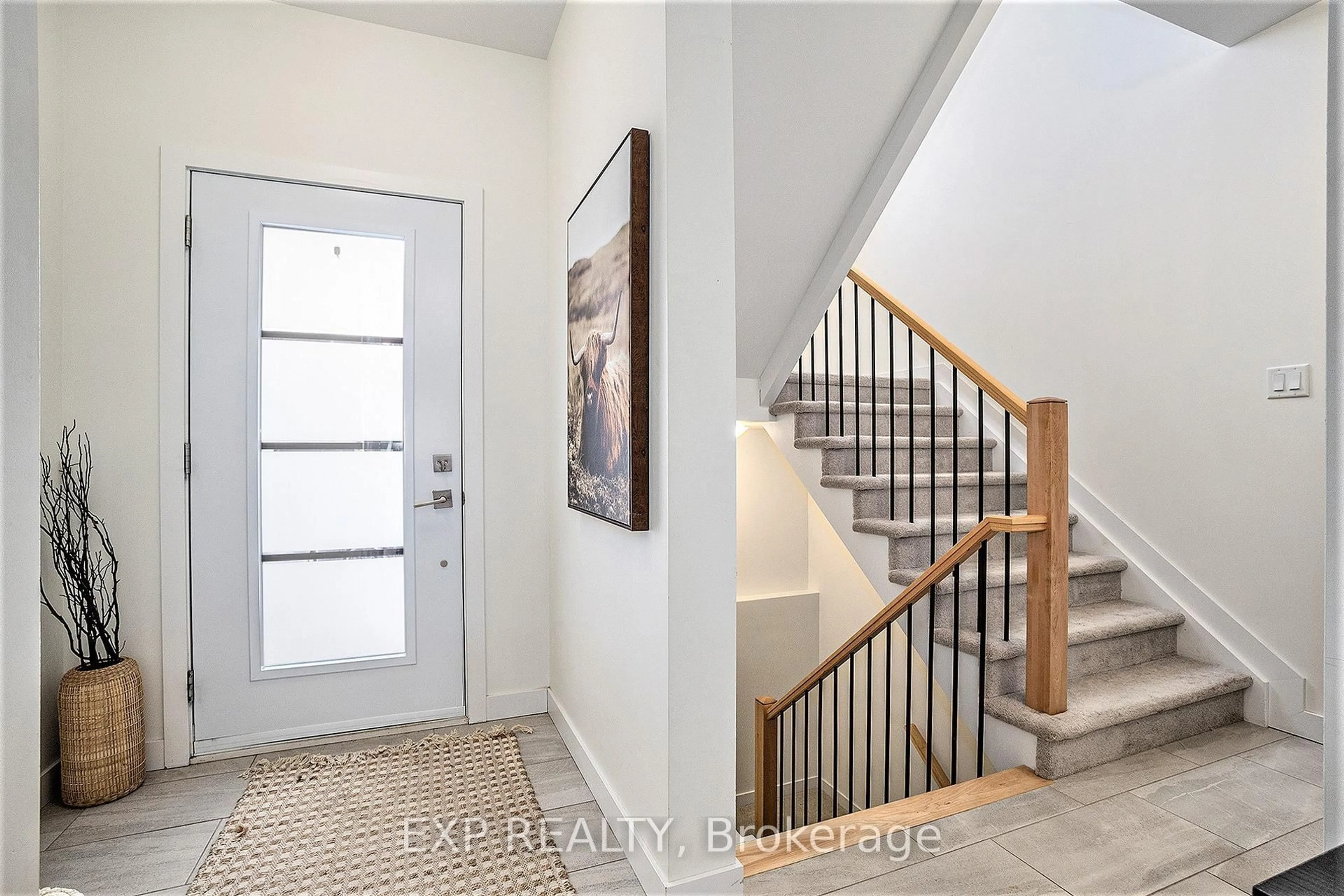 Indoor entryway for 12 LIVYA St, The Nation Ontario K0A 2M0