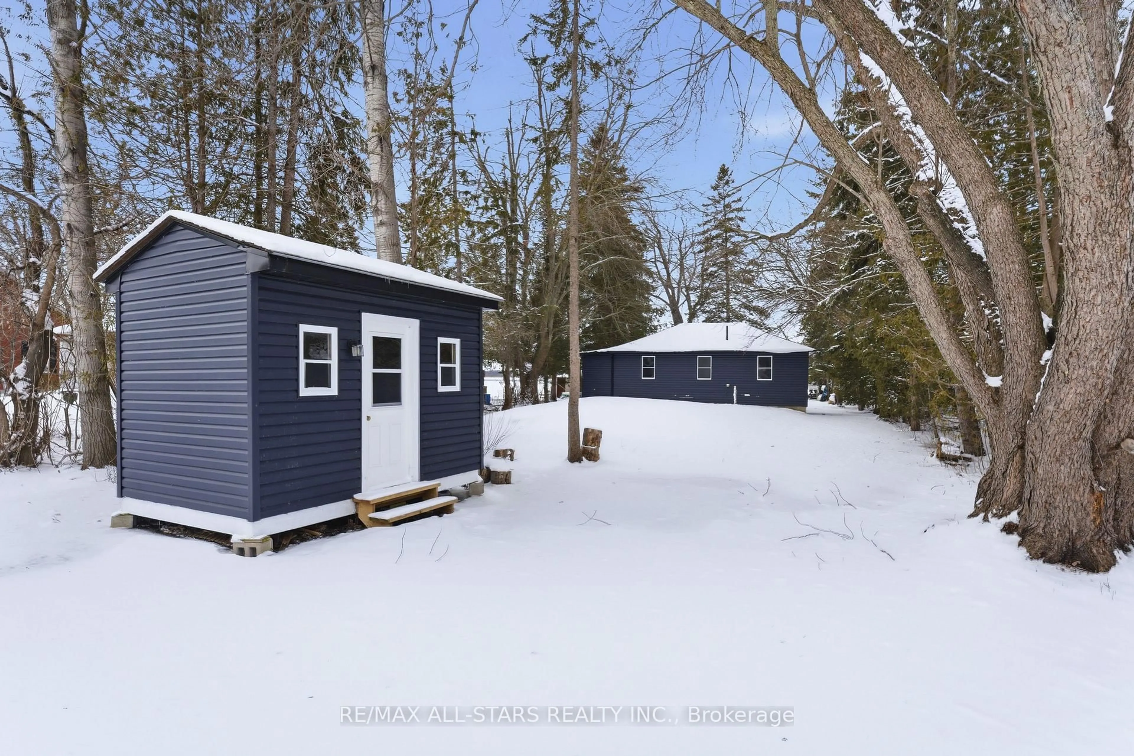 Shed for 112 Sturgeon Glen Rd, Kawartha Lakes Ontario K0M 1N0