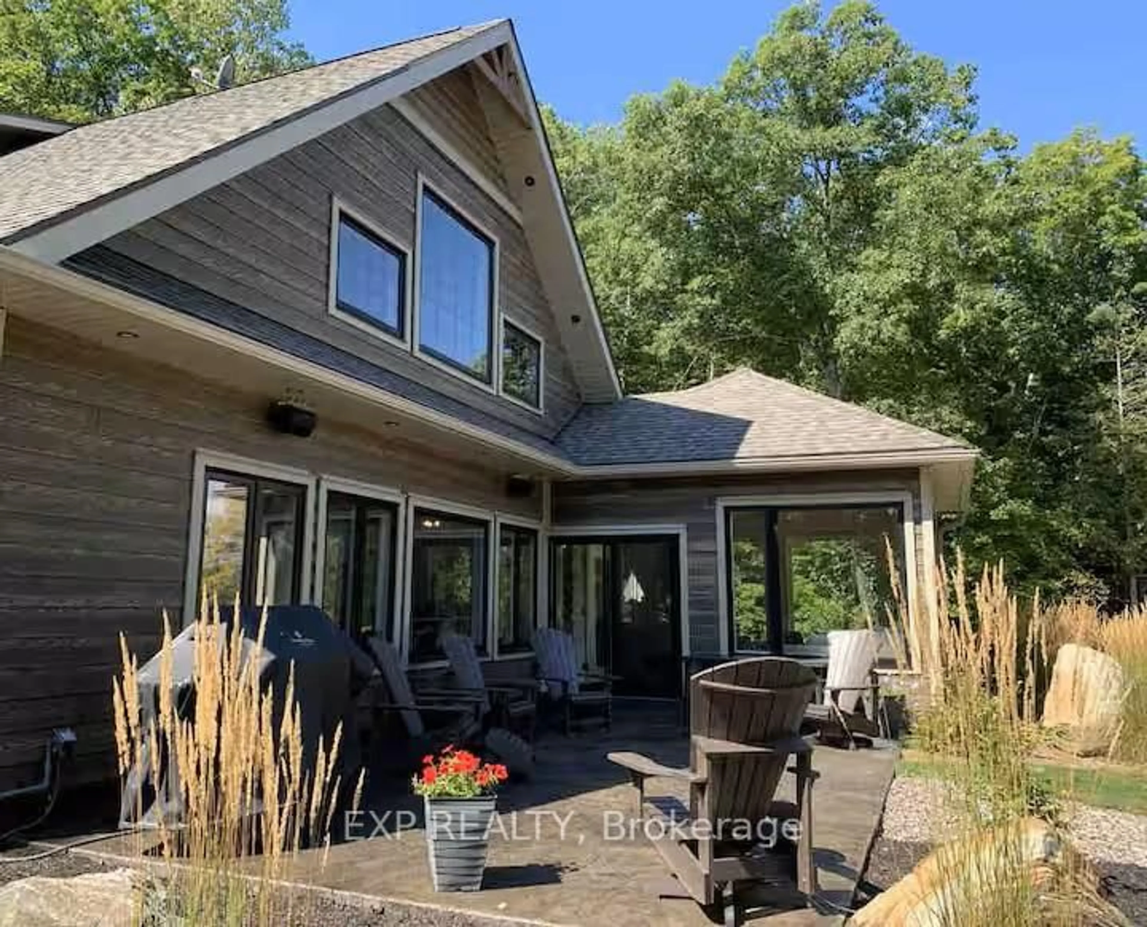 Home with vinyl exterior material, water/lake/river/ocean view for 772 Ferguson Lake Rd, Renfrew Ontario K7V 3Z7