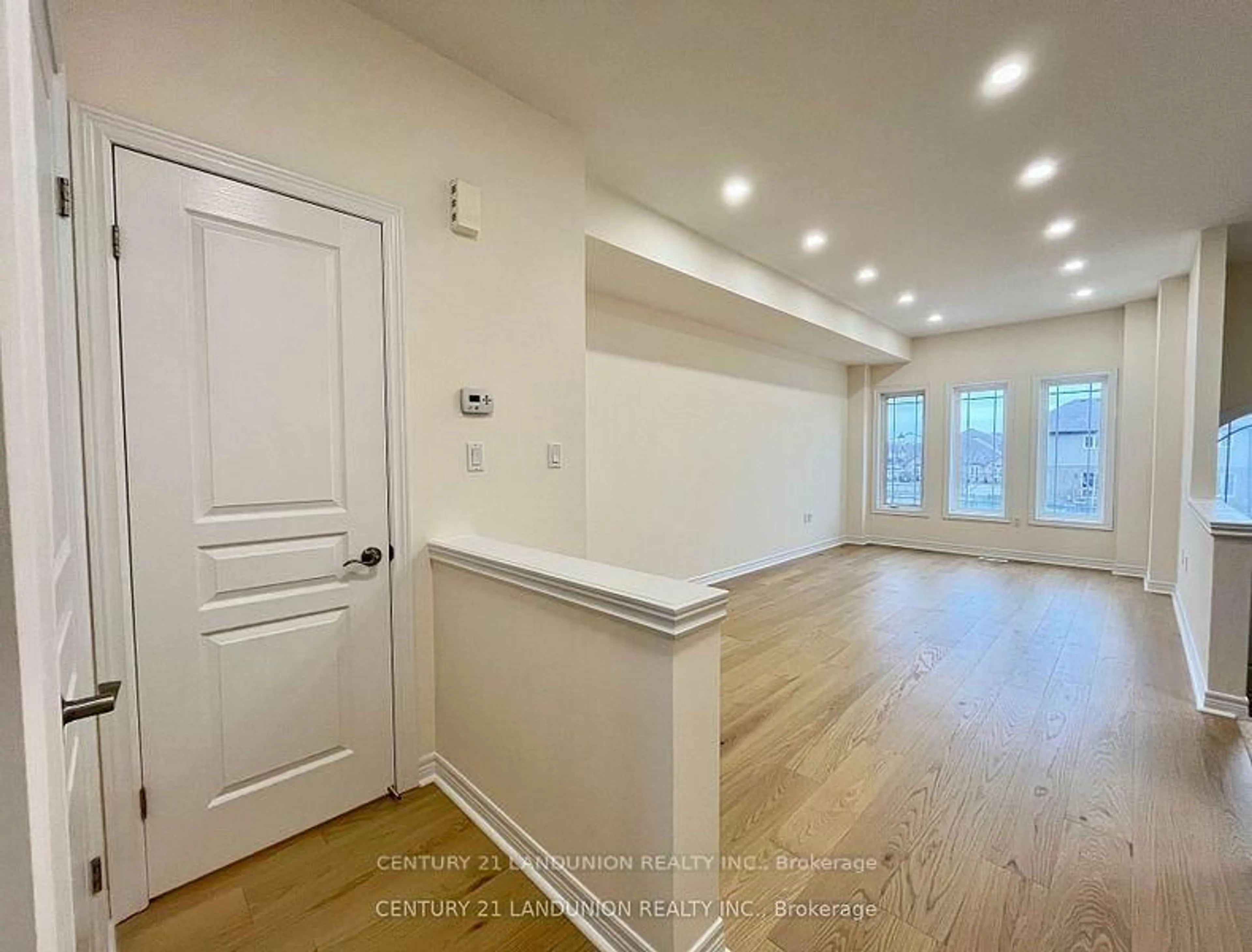 A pic of a room for 56 Bloom Cres, Hamilton Ontario L0R 1P0