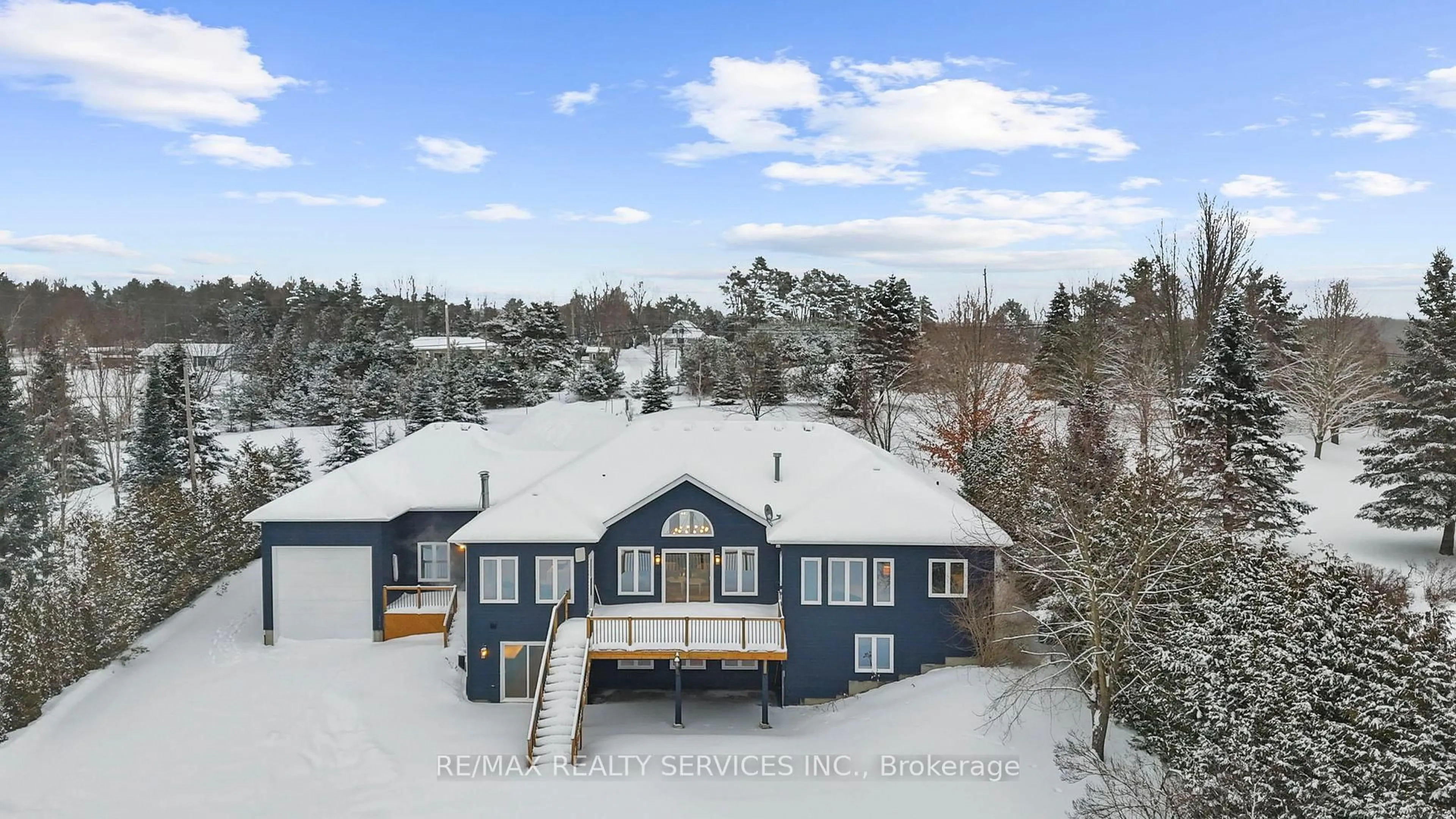 A pic from outside/outdoor area/front of a property/back of a property/a pic from drone, unknown for 2667 Mary Nichols Rd, Selwyn Ontario K0L 2H0