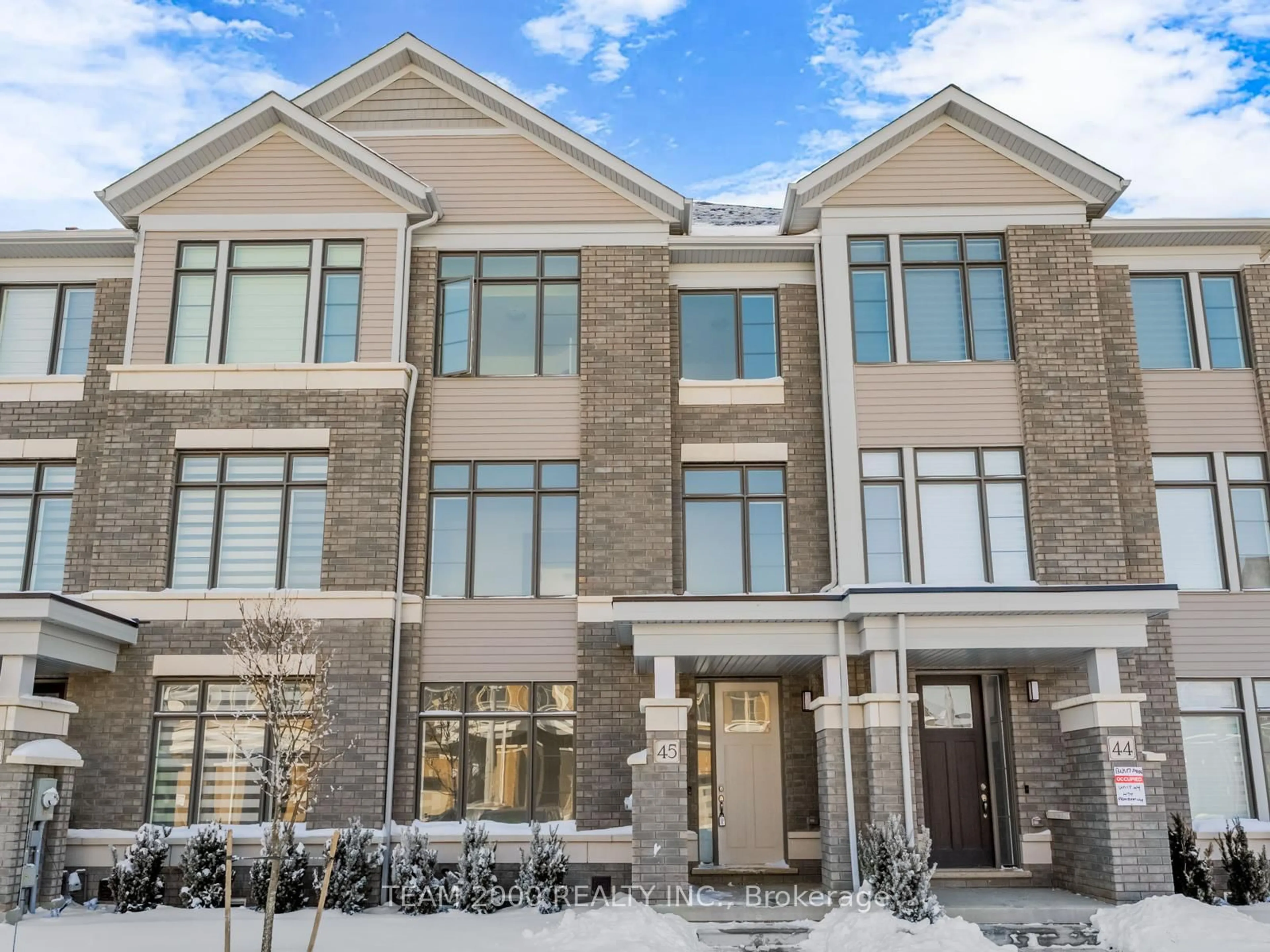 Home with brick exterior material, unknown for 474 Provident Way #45, Hamilton Ontario L0R 1W0