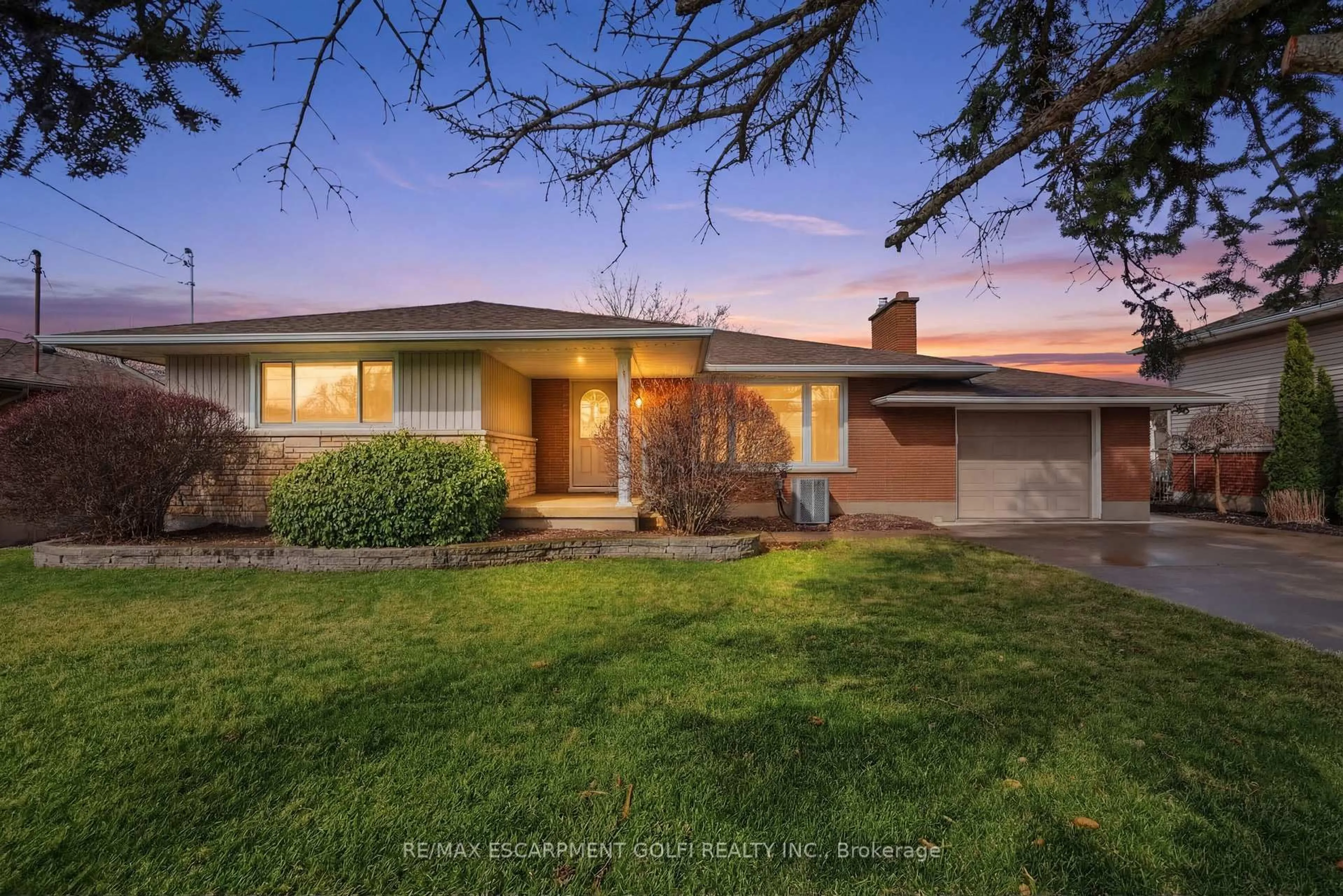 Unknown for 651 Niagara St, St. Catharines Ontario L2M 3P9