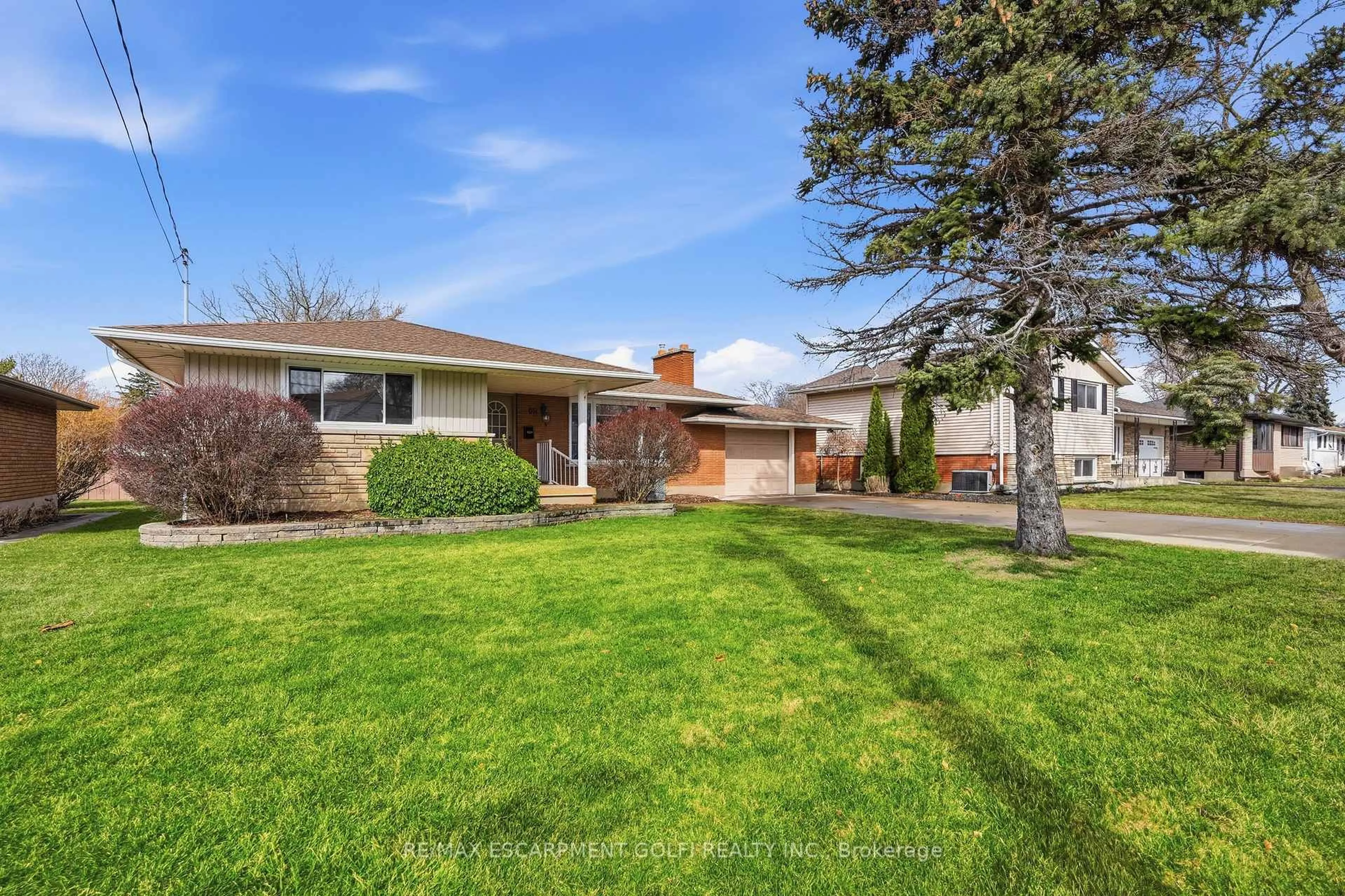 Unknown for 651 Niagara St, St. Catharines Ontario L2M 3P9