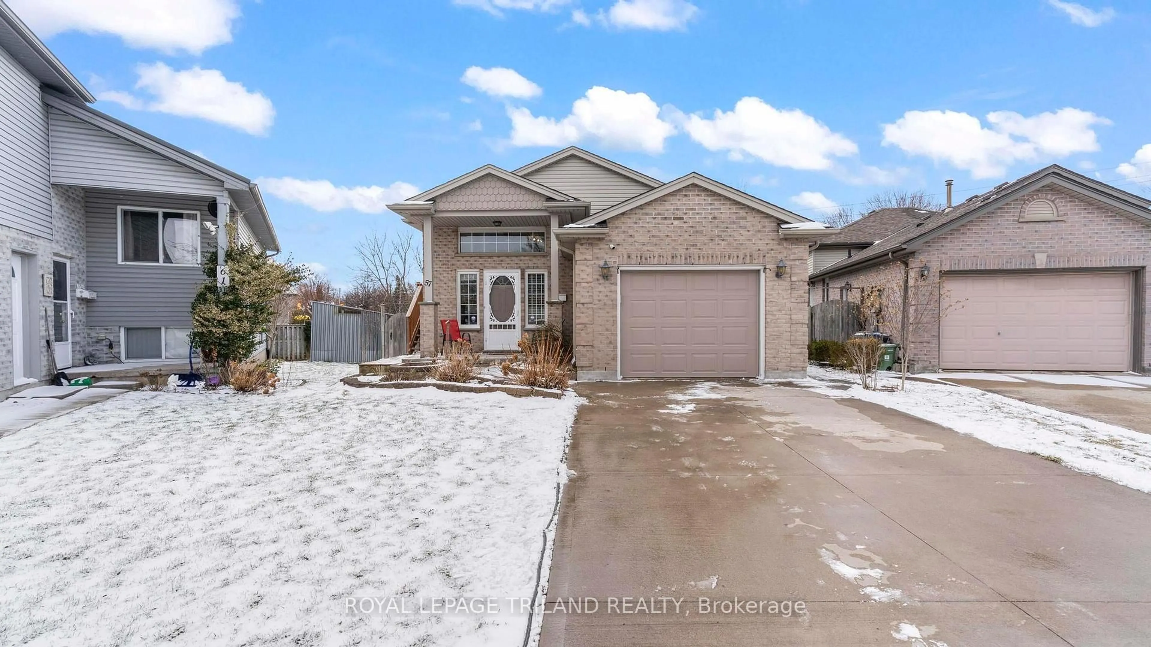 Home with brick exterior material, street for 57 SIMMS Crt, London South Ontario N5Z 5E7