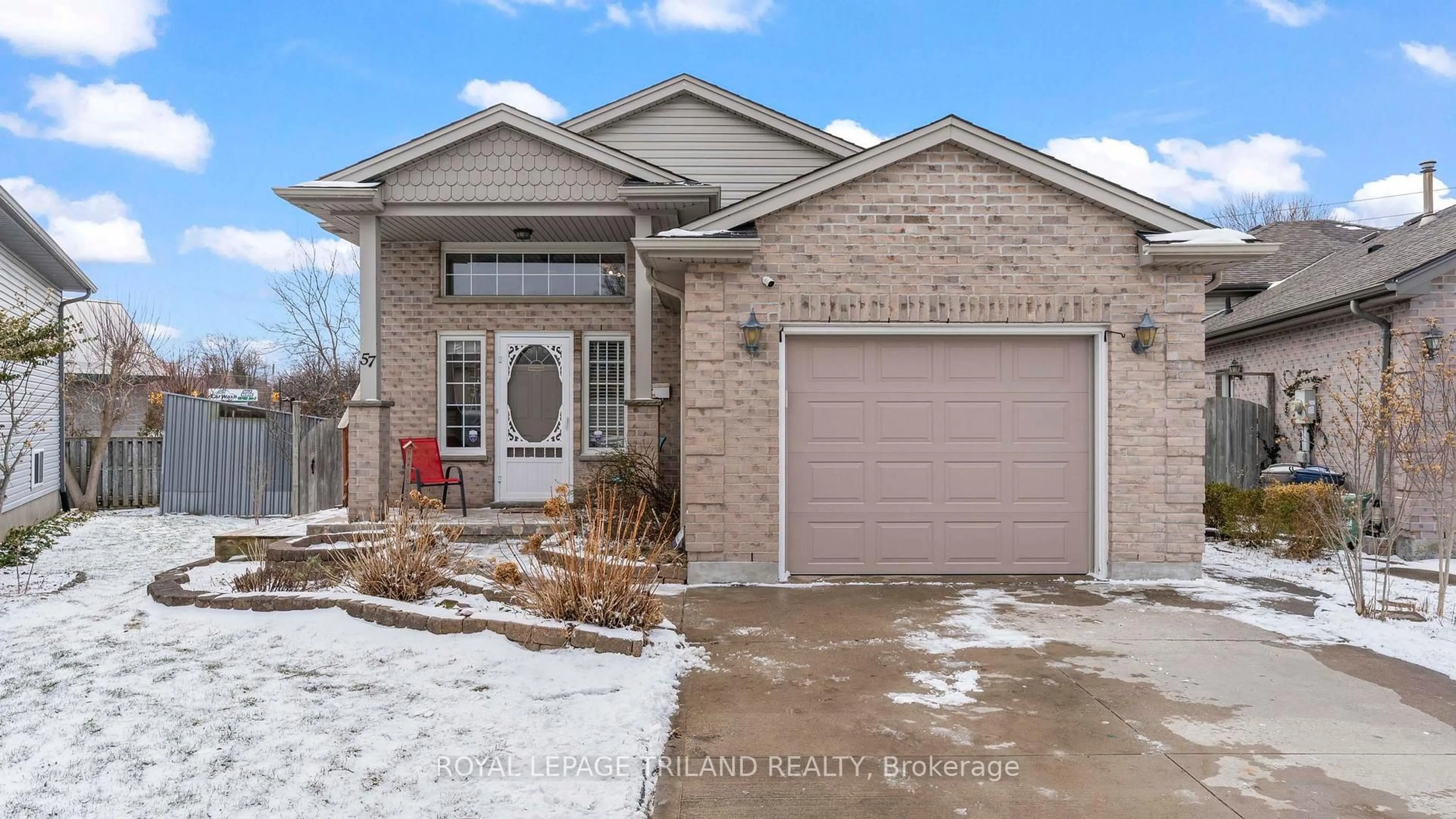 Home with brick exterior material, street for 57 SIMMS Crt, London South Ontario N5Z 5E7
