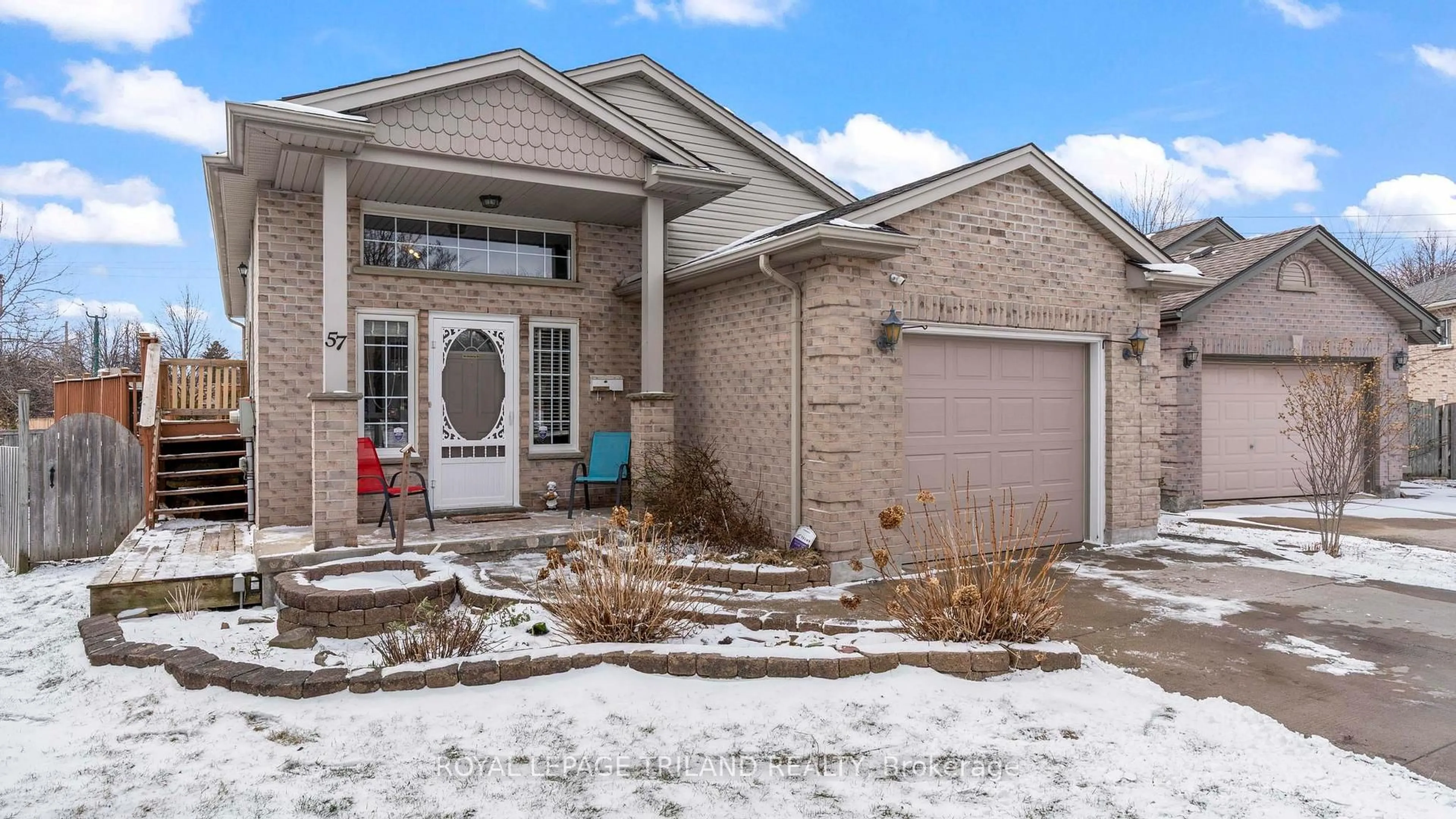 Home with brick exterior material, street for 57 SIMMS Crt, London South Ontario N5Z 5E7