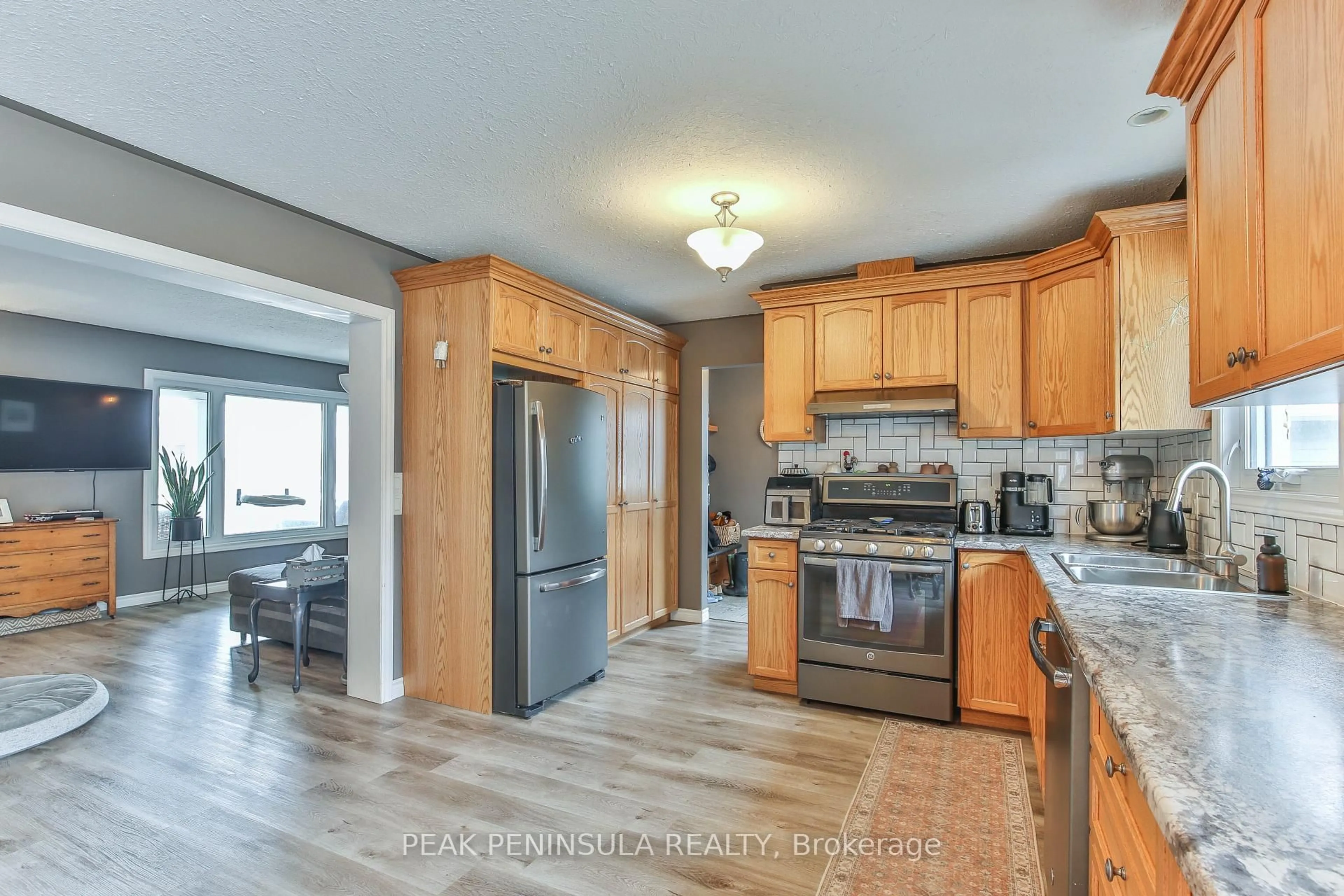 Open concept kitchen, unknown for 163511 Brownsville Rd, South-West Oxford Ontario N0L 1C0