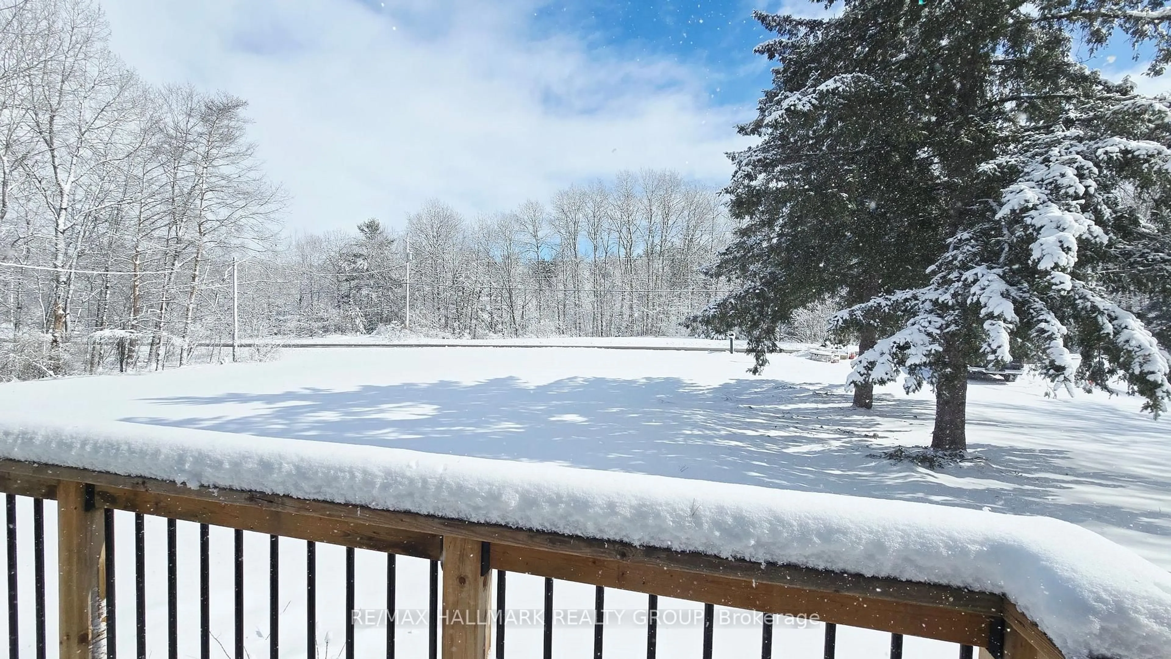 Patio, water/lake/river/ocean view for 161 Bishop Davis Dr, Ottawa Ontario K0A 3M0