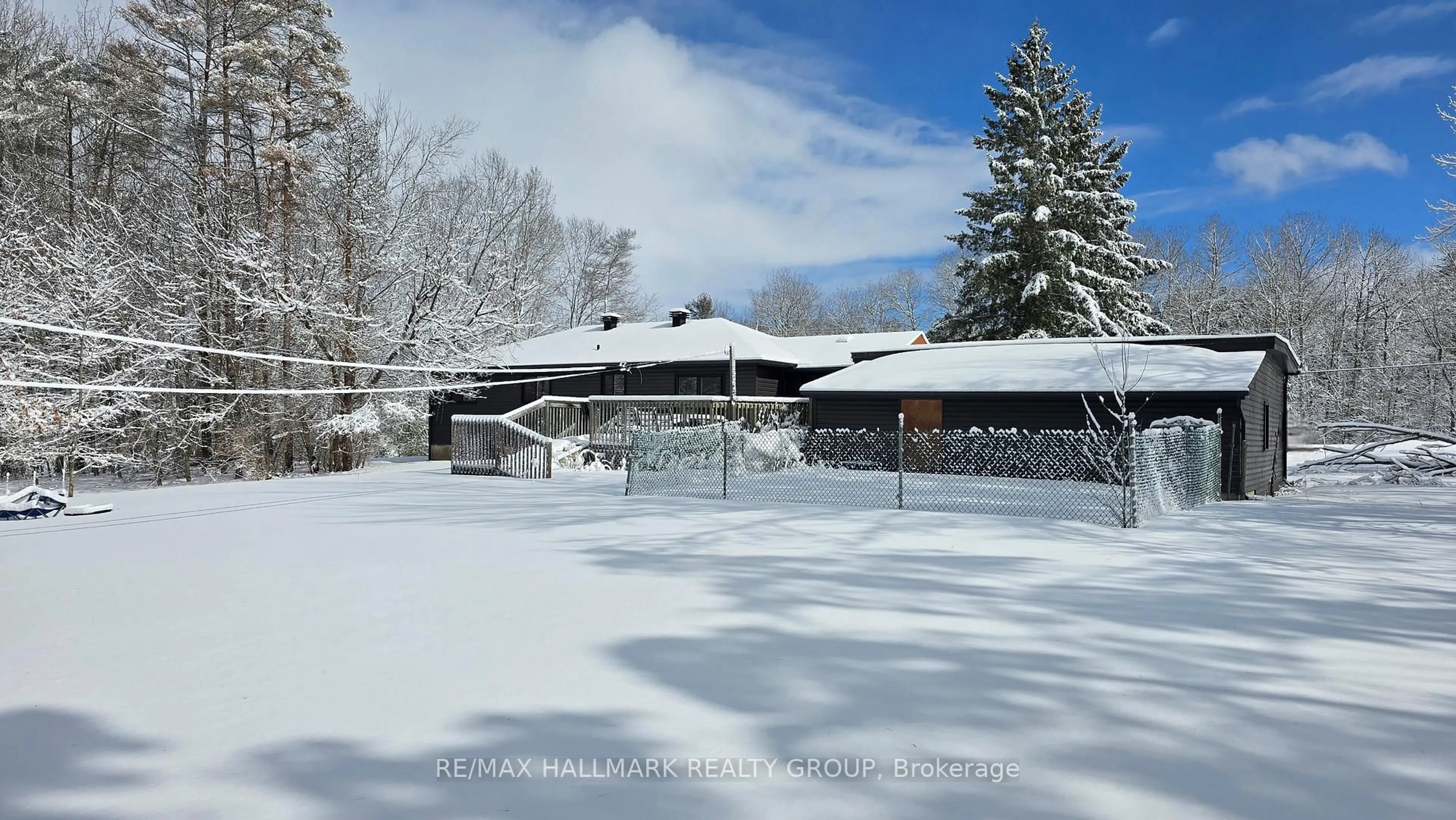 A pic from outside/outdoor area/front of a property/back of a property/a pic from drone, mountain view for 161 Bishop Davis Dr, Ottawa Ontario K0A 3M0