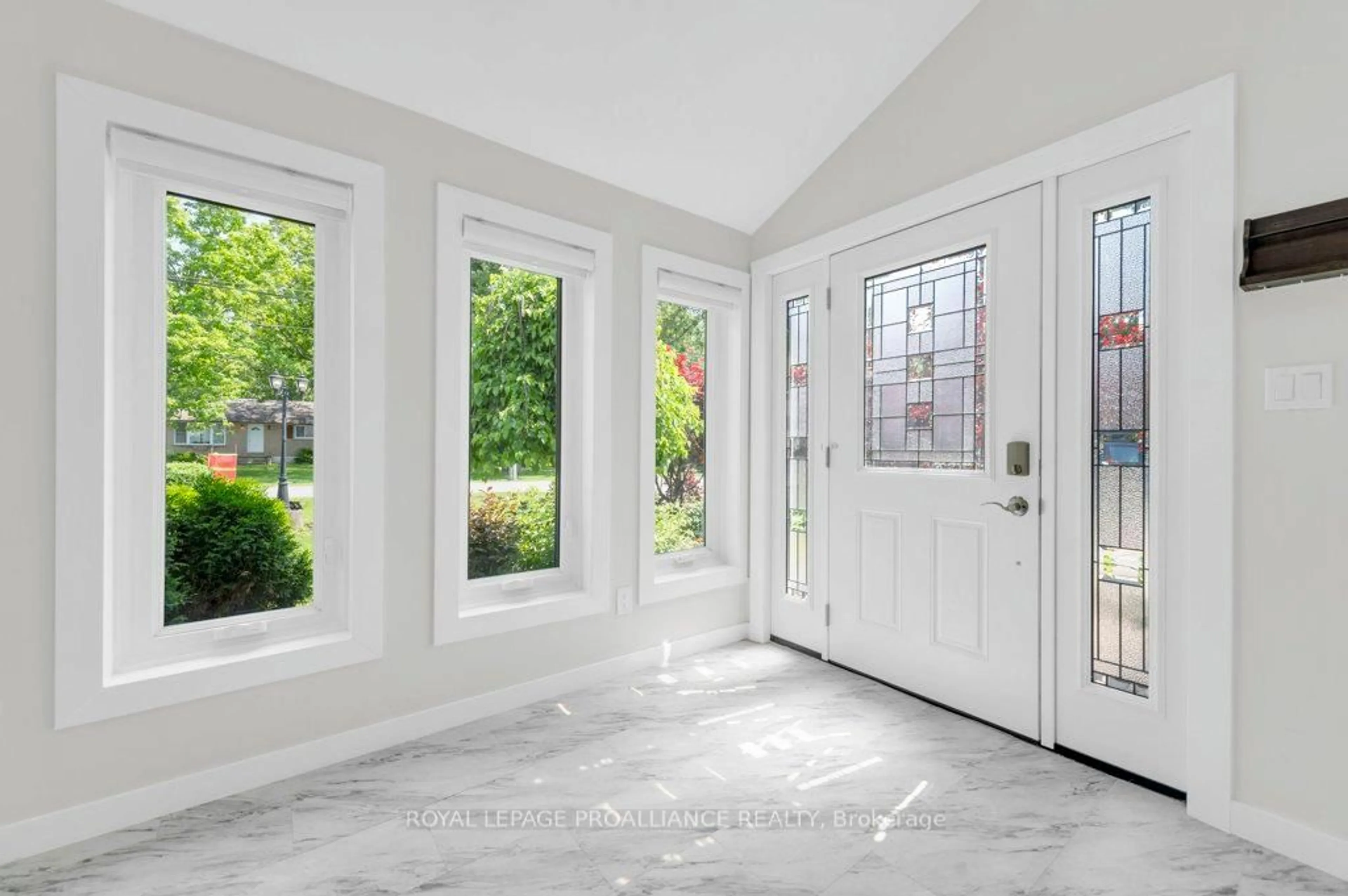 Indoor entryway for 105 A&B Bernard Long Rd, Quinte West Ontario K8V 5P6