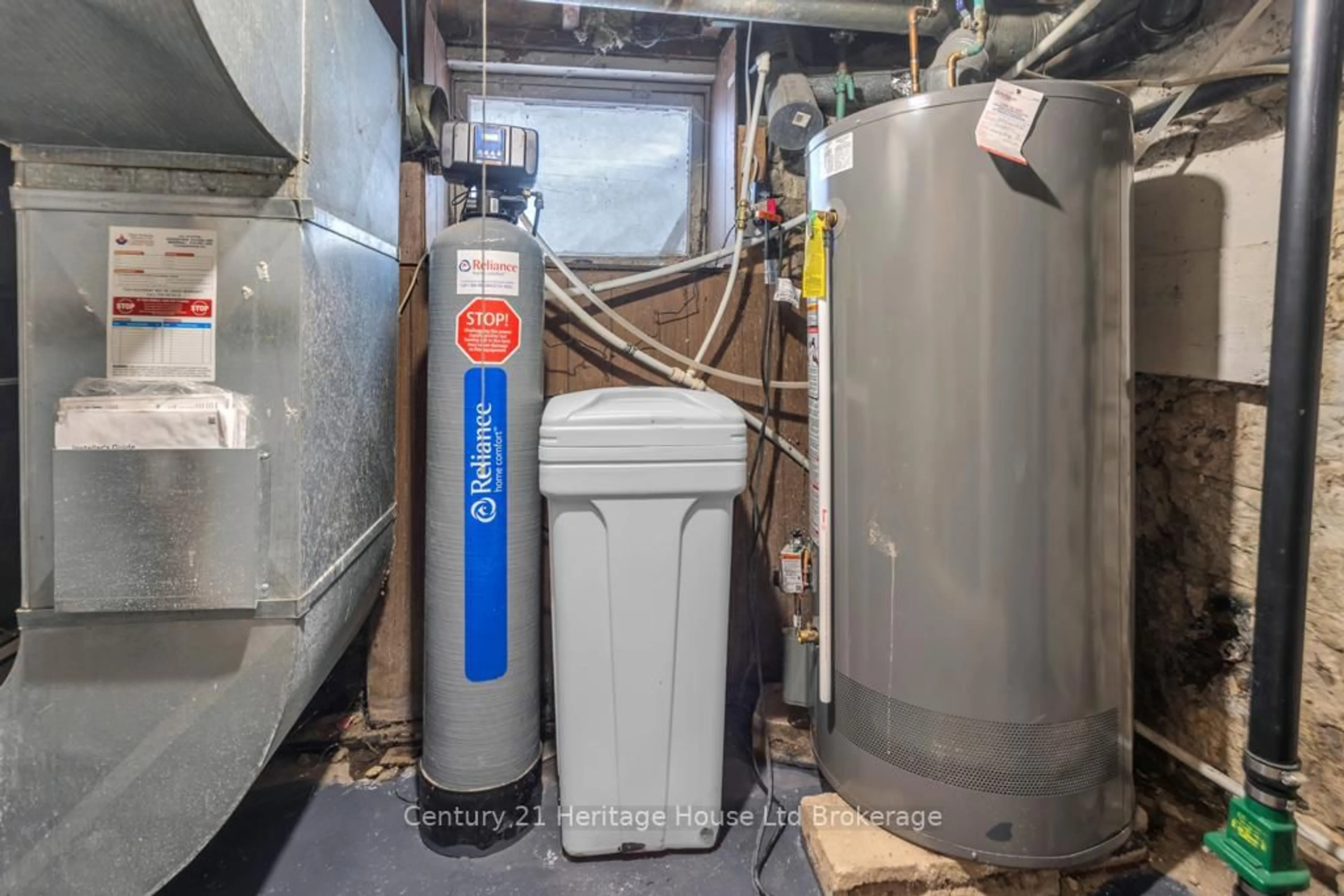 Unknown for 109 Carroll St, Ingersoll Ontario N5C 1W1