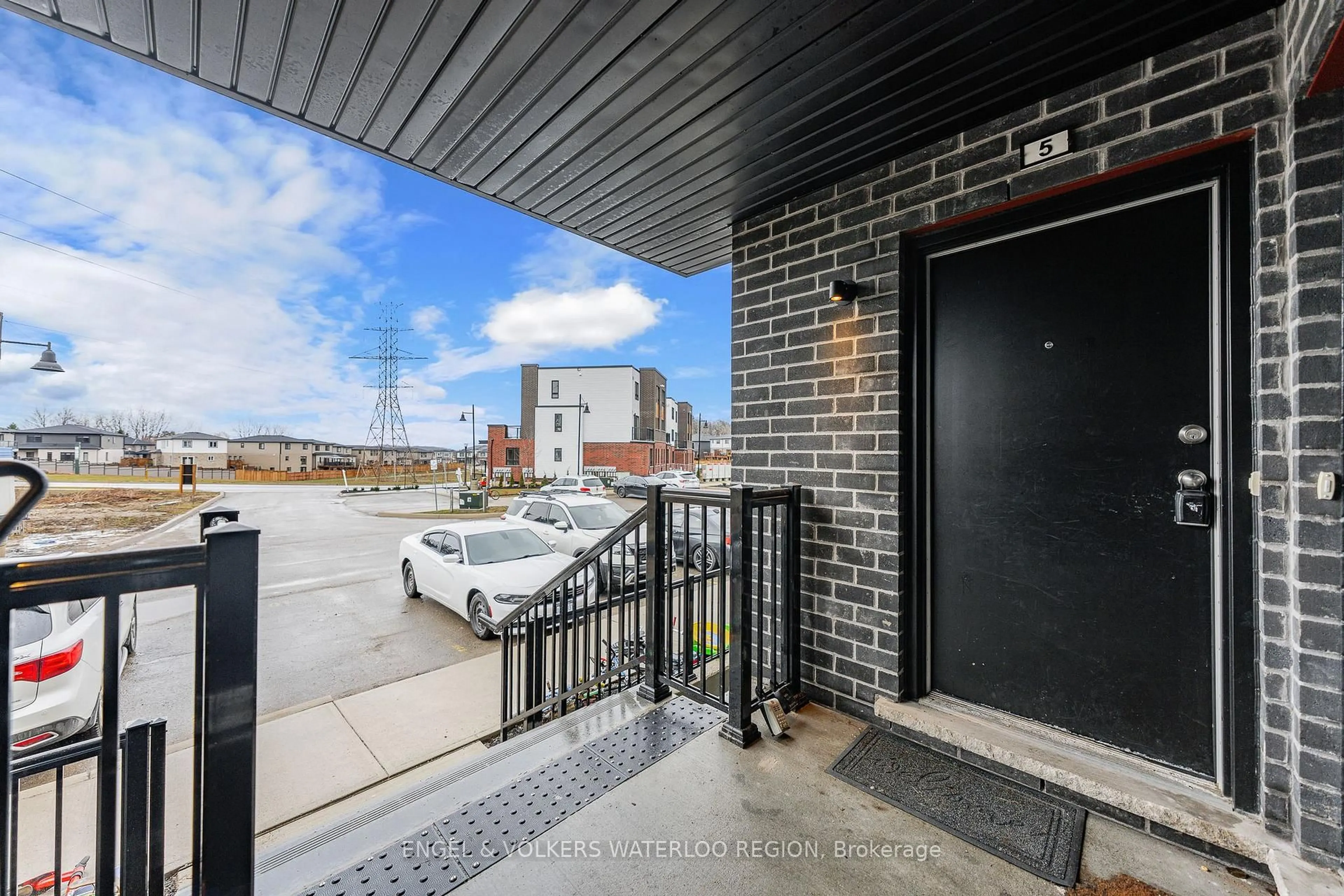 Unknown for 235 Chapel Hill Dr #5, Kitchener Ontario N2R 0S4