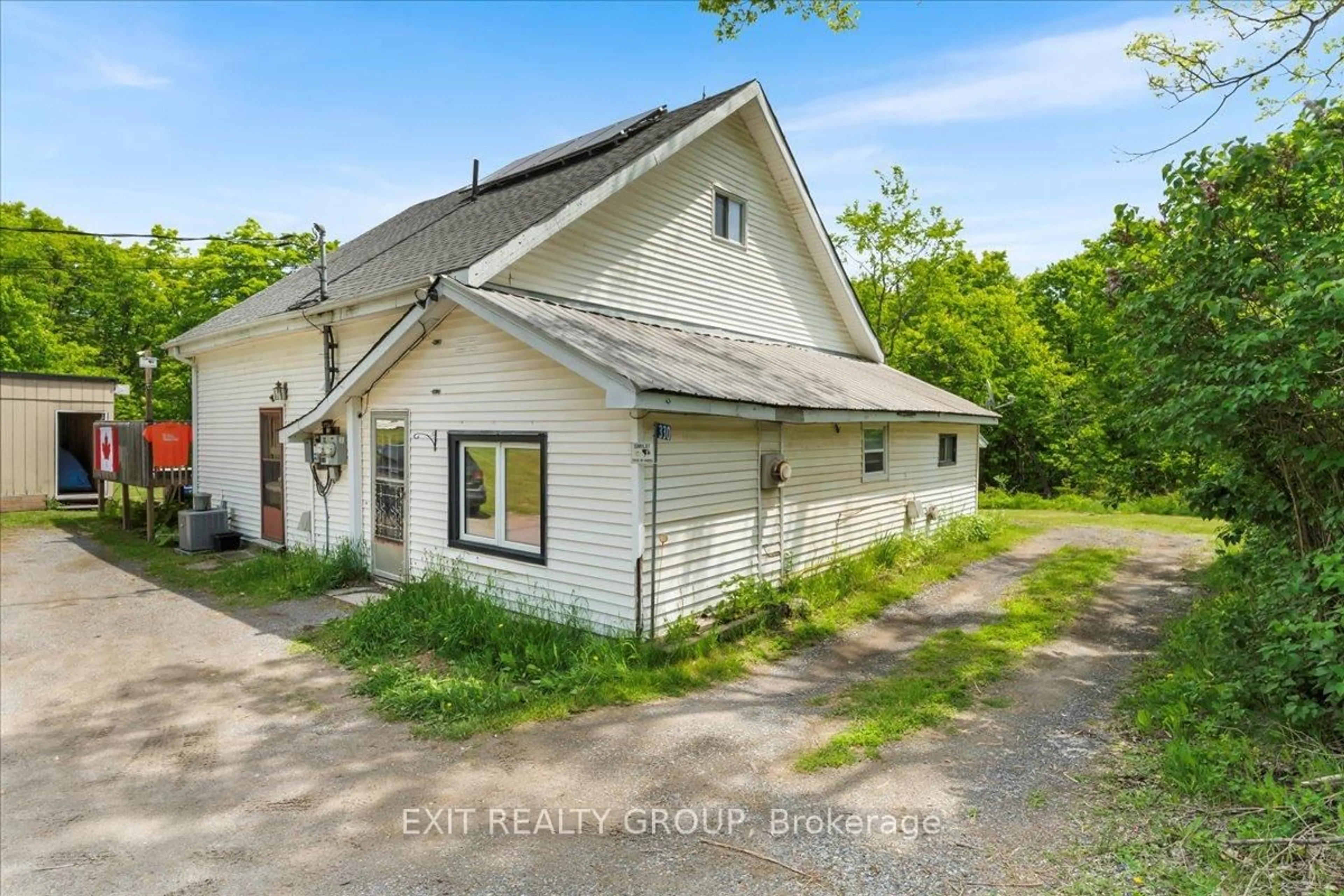 A pic from outside/outdoor area/front of a property/back of a property/a pic from drone, building for 330 Black River Rd, Tweed Ontario K0K 3J0