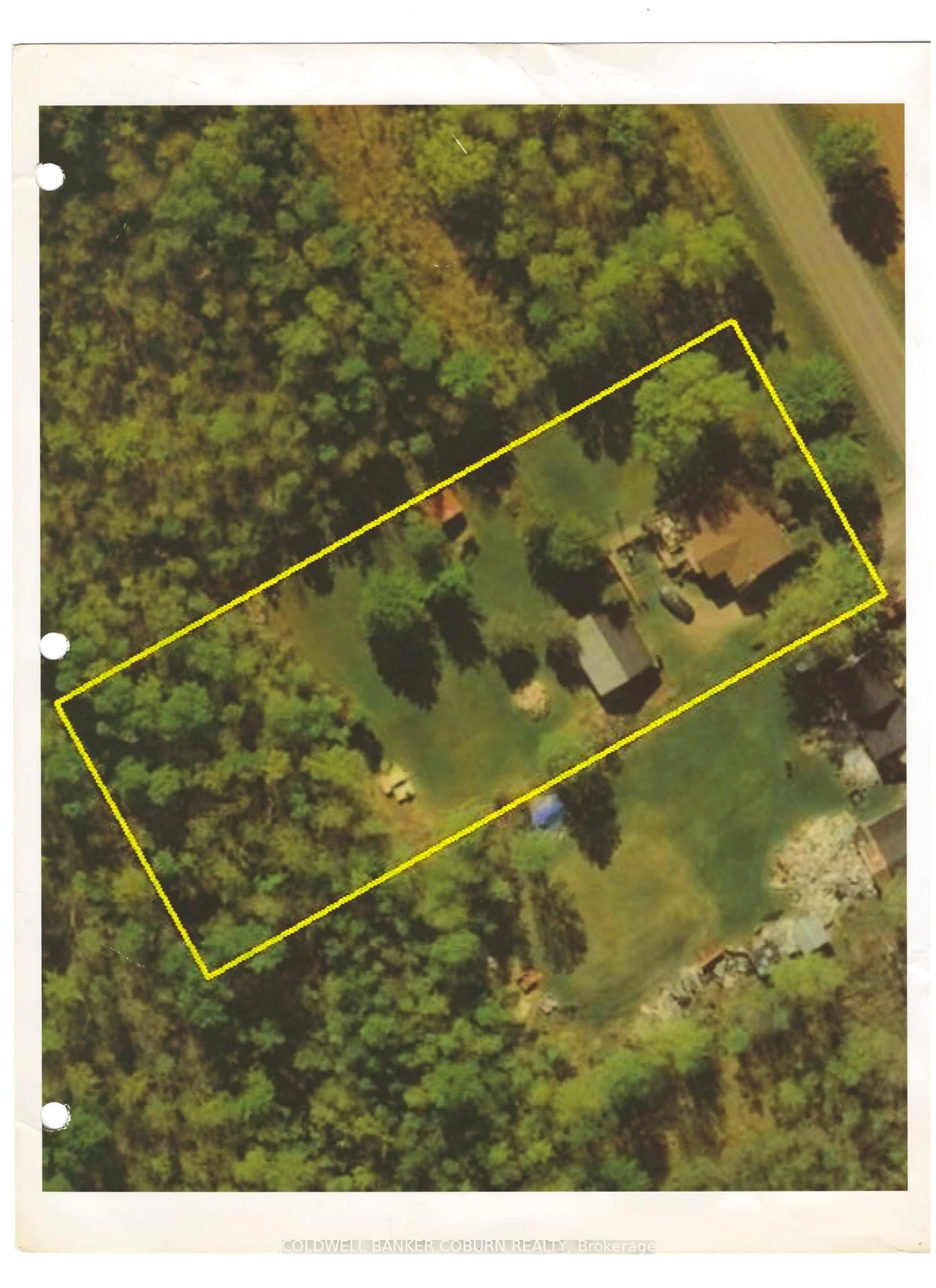 A pic from outside/outdoor area/front of a property/back of a property/a pic from drone, unknown for 11574 Rowena Rd, South Dundas Ontario K0E 1K0