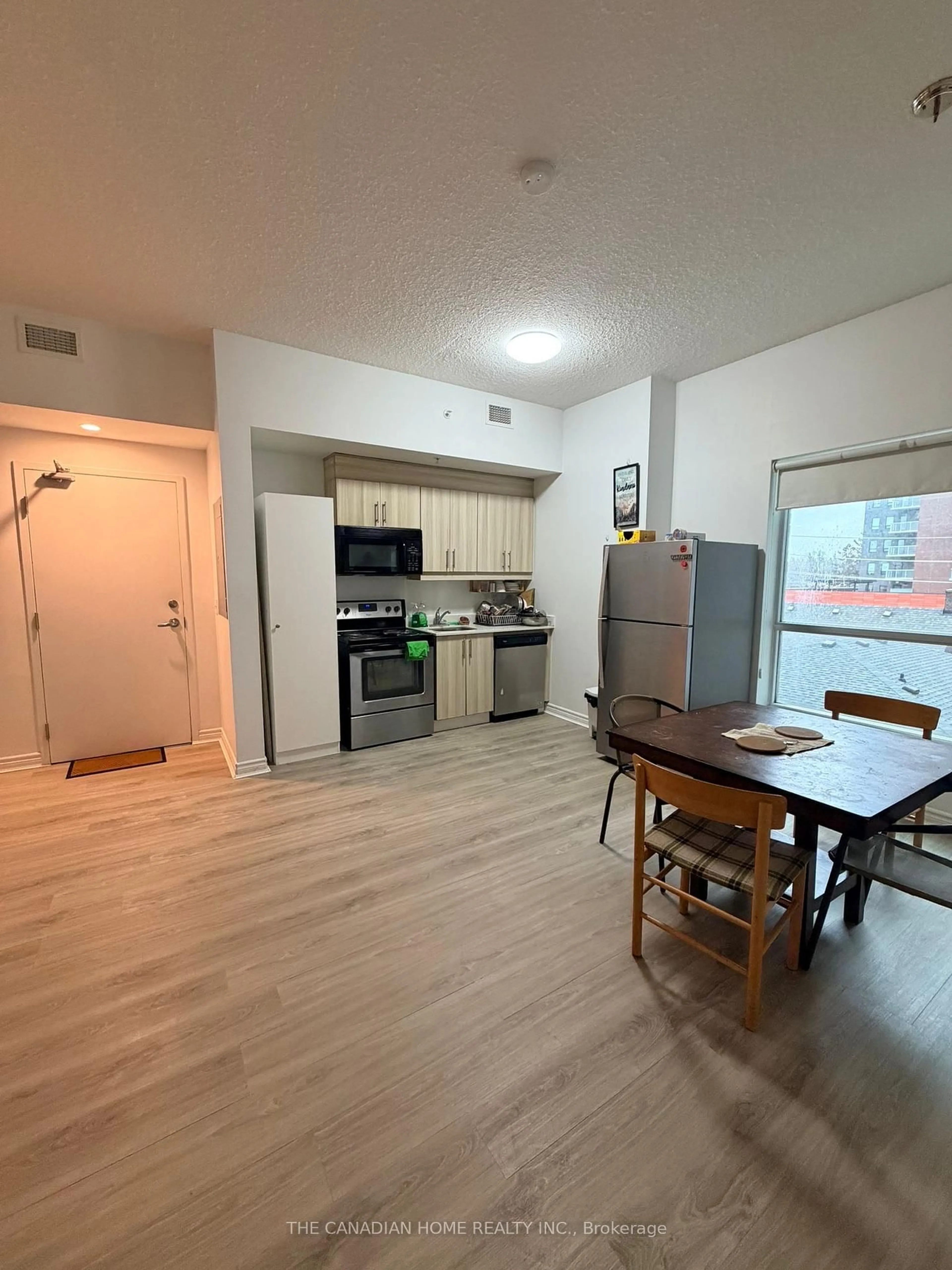 A pic of a room for 160 King St #304, Waterloo Ontario N2J 2Y2