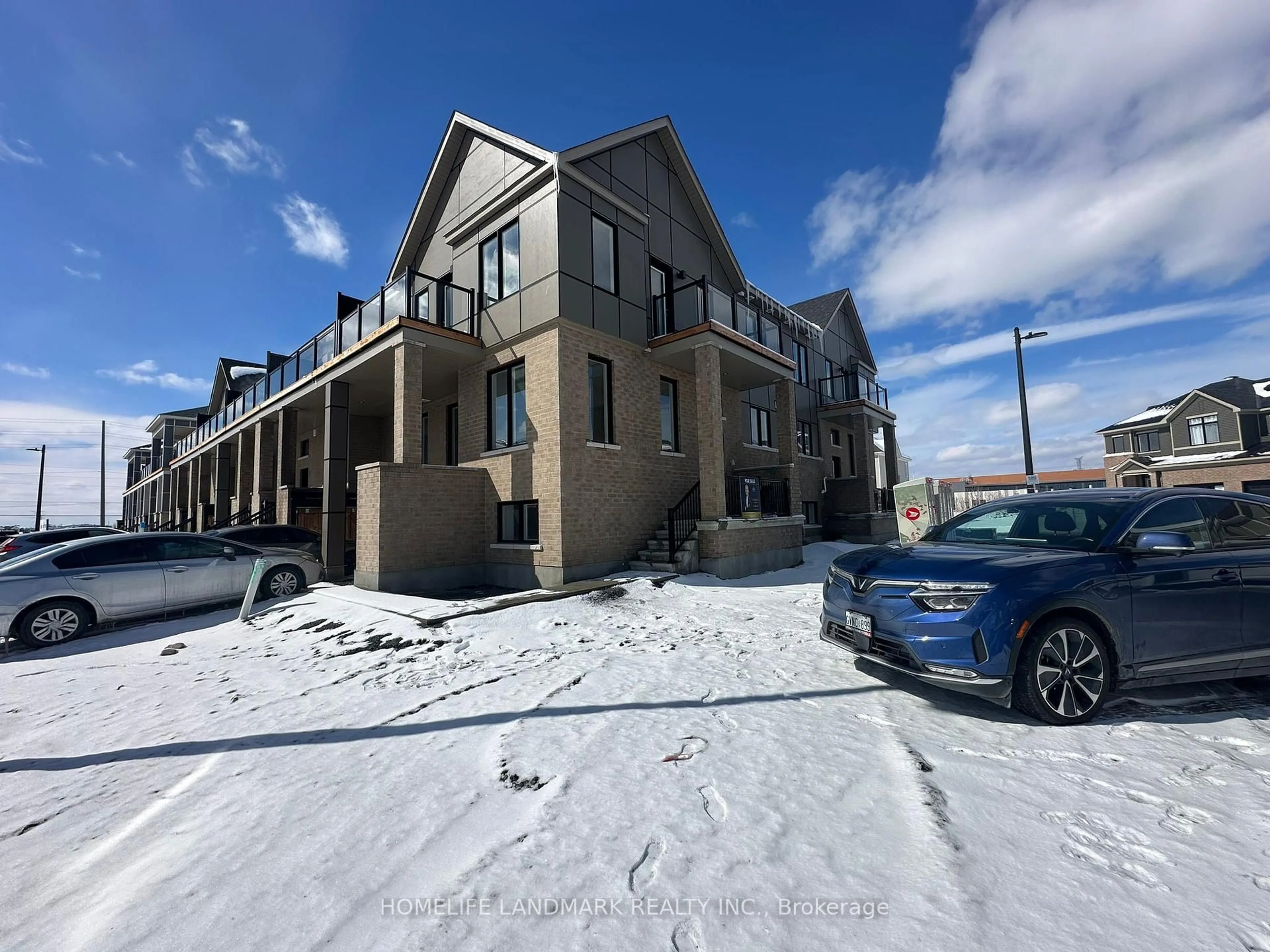 A pic from outside/outdoor area/front of a property/back of a property/a pic from drone, street for 74 Ryan Reynolds Way, Orleans Ontario K4A 5T4