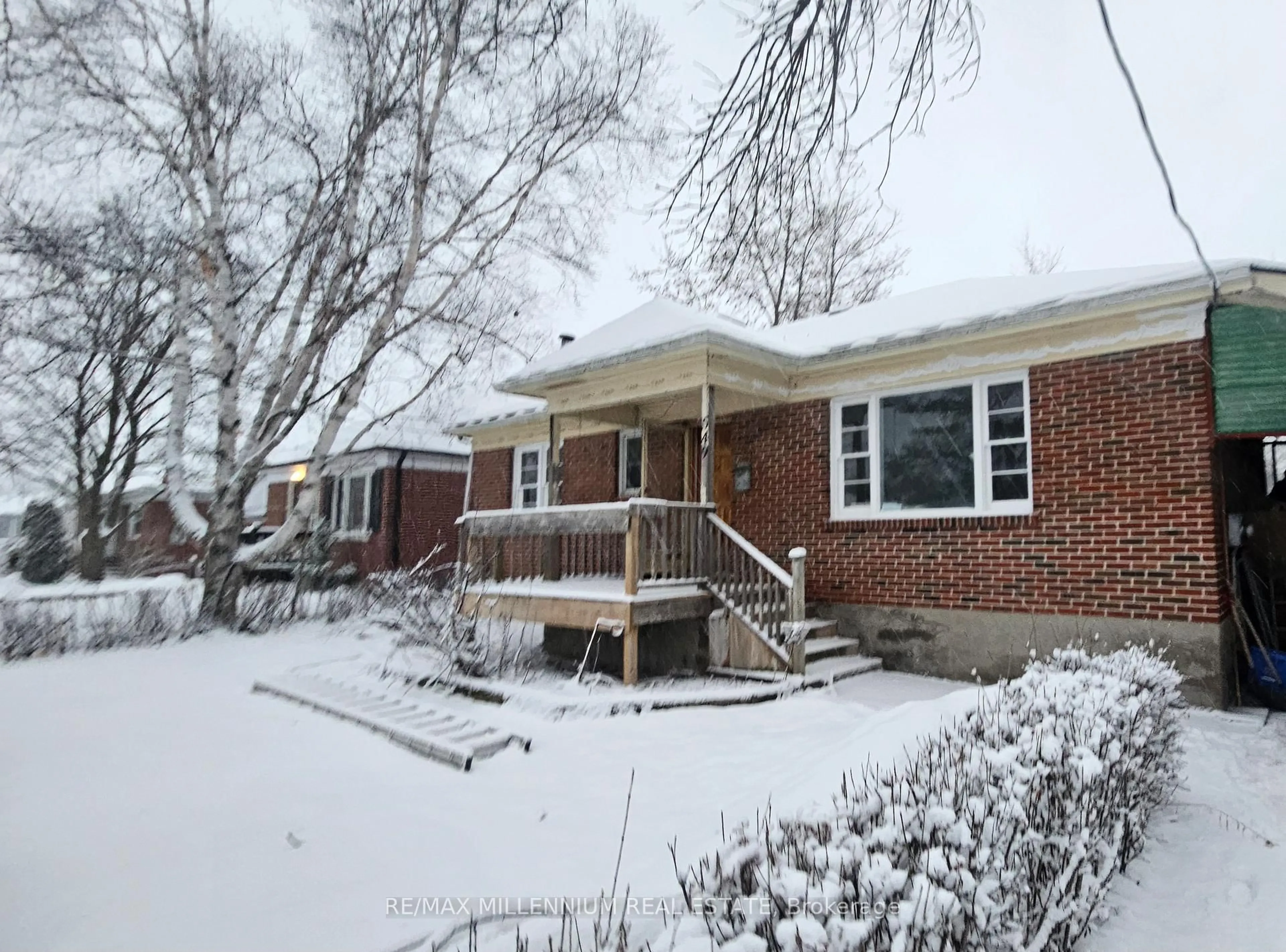 Home with brick exterior material, street for 549 HOWDEN St, Peterborough Ontario K9J 4B4