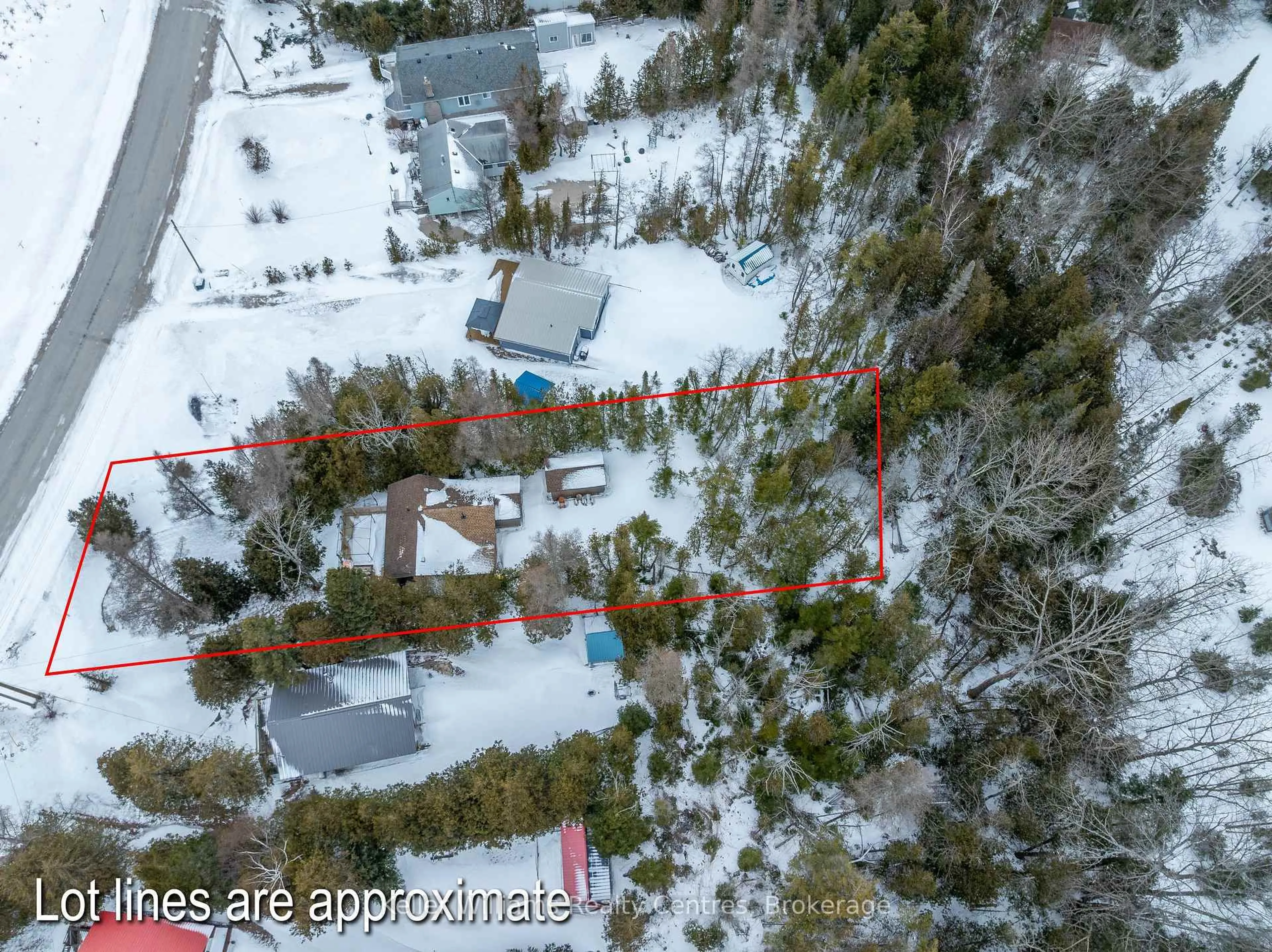 A pic from outside/outdoor area/front of a property/back of a property/a pic from drone, unknown for 77 SHORELINE Ave, South Bruce Peninsula Ontario N0H 2T0