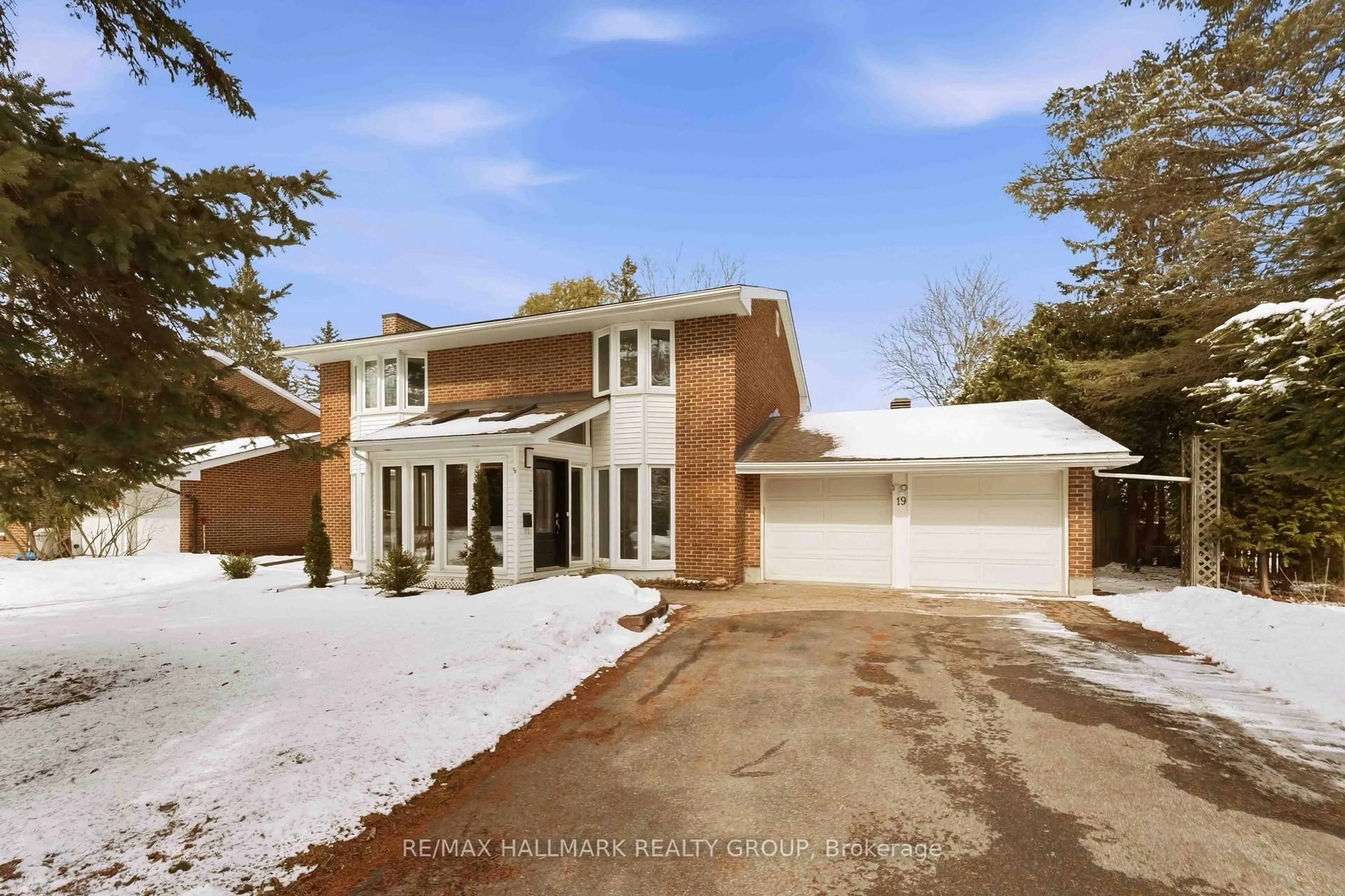 Home with brick exterior material, street for 19 Kingsford Cres, Ottawa Ontario K2K 1T5