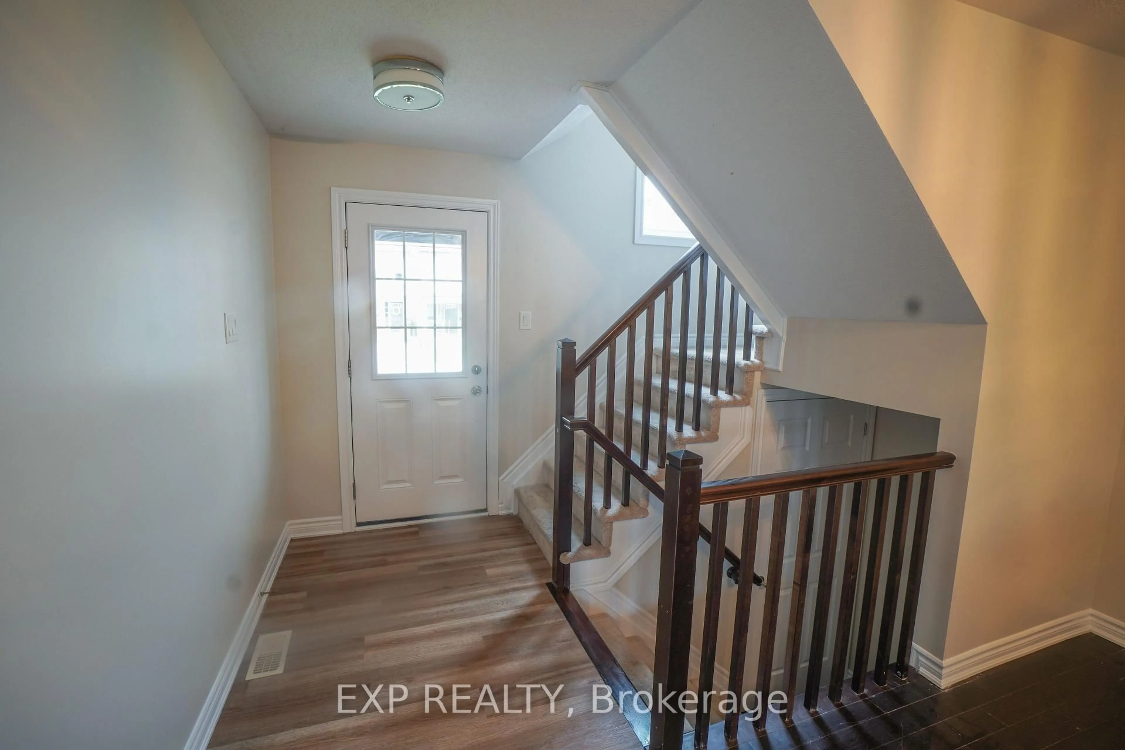 Unknown for 229 Cayman Rd, Ottawa Ontario K2S 0N8