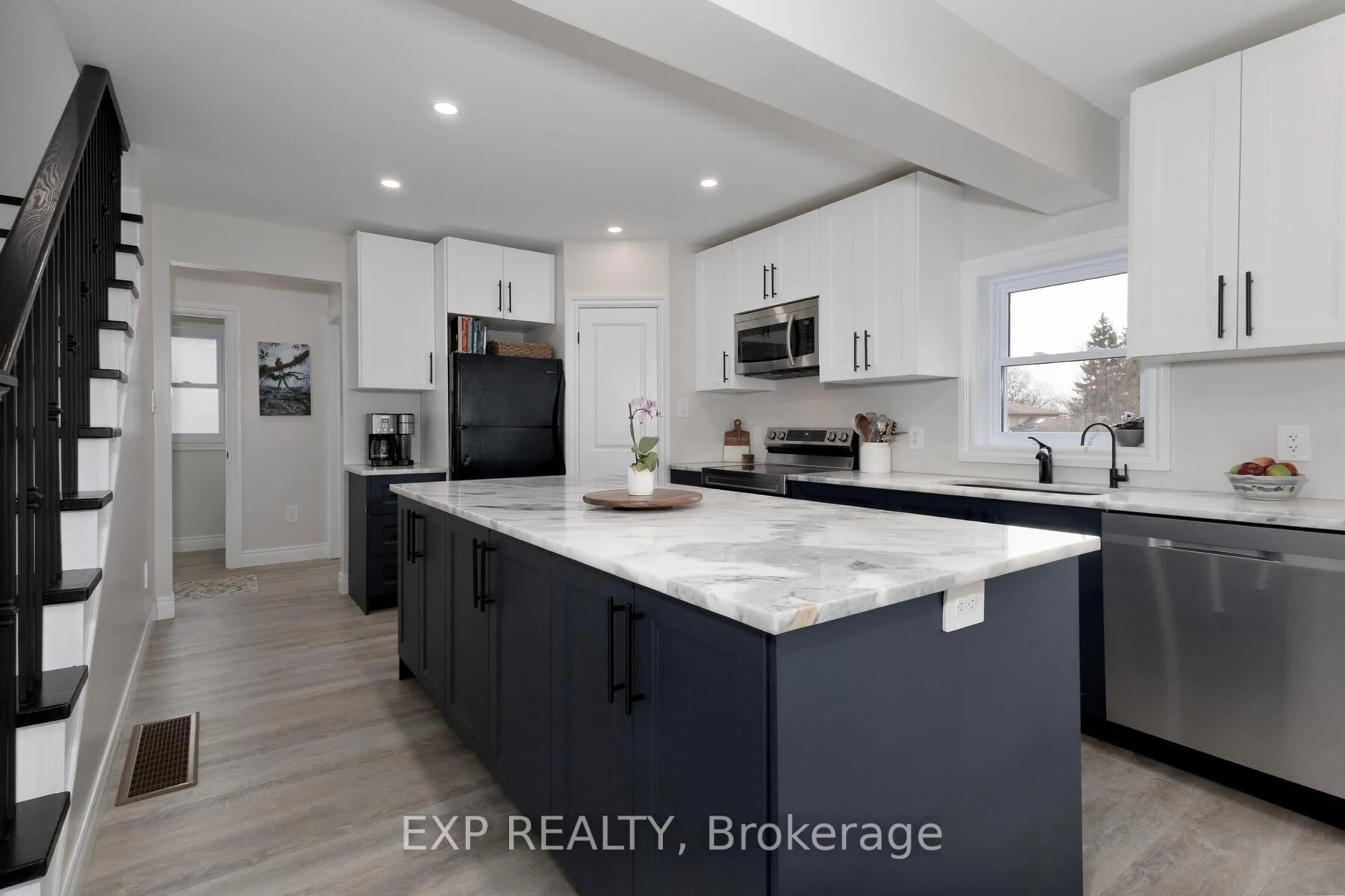 Unknown for 1038 Dearness Dr, London South Ontario N6E 1N7