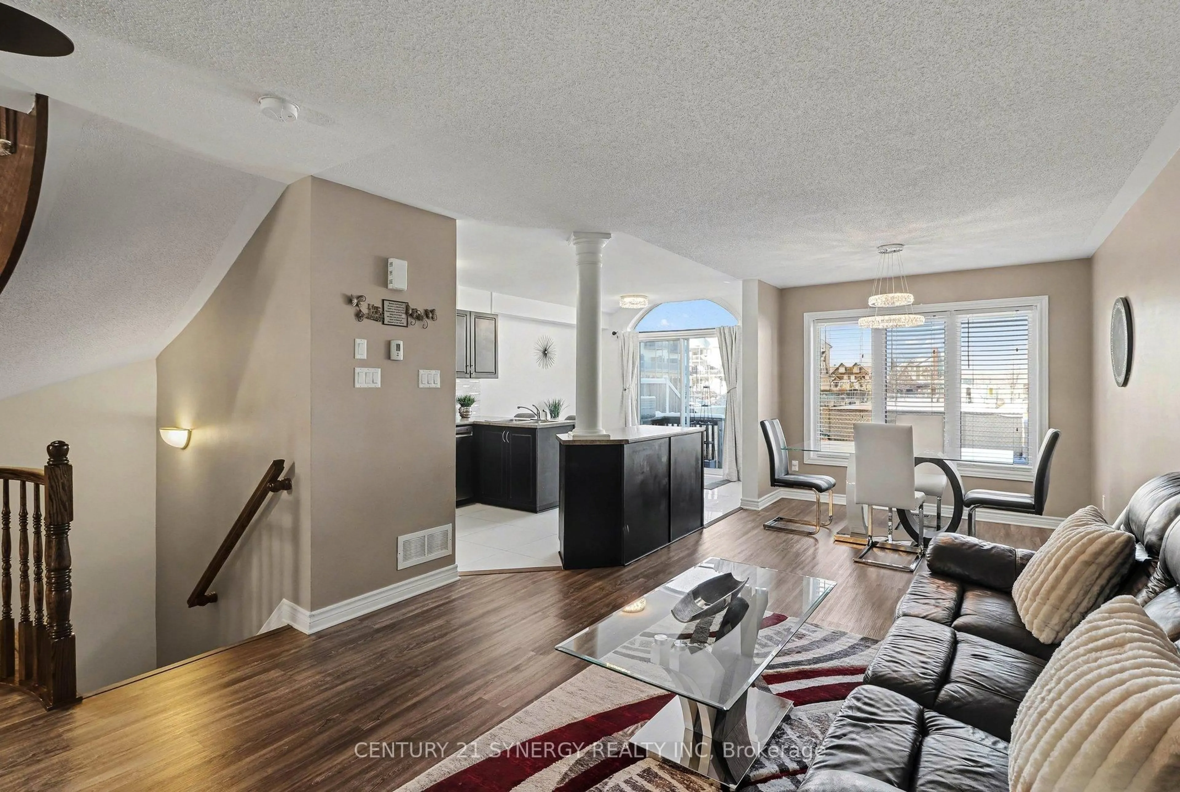 Unknown for 114 Silvermoon Cres, Ottawa Ontario K4A 0P9