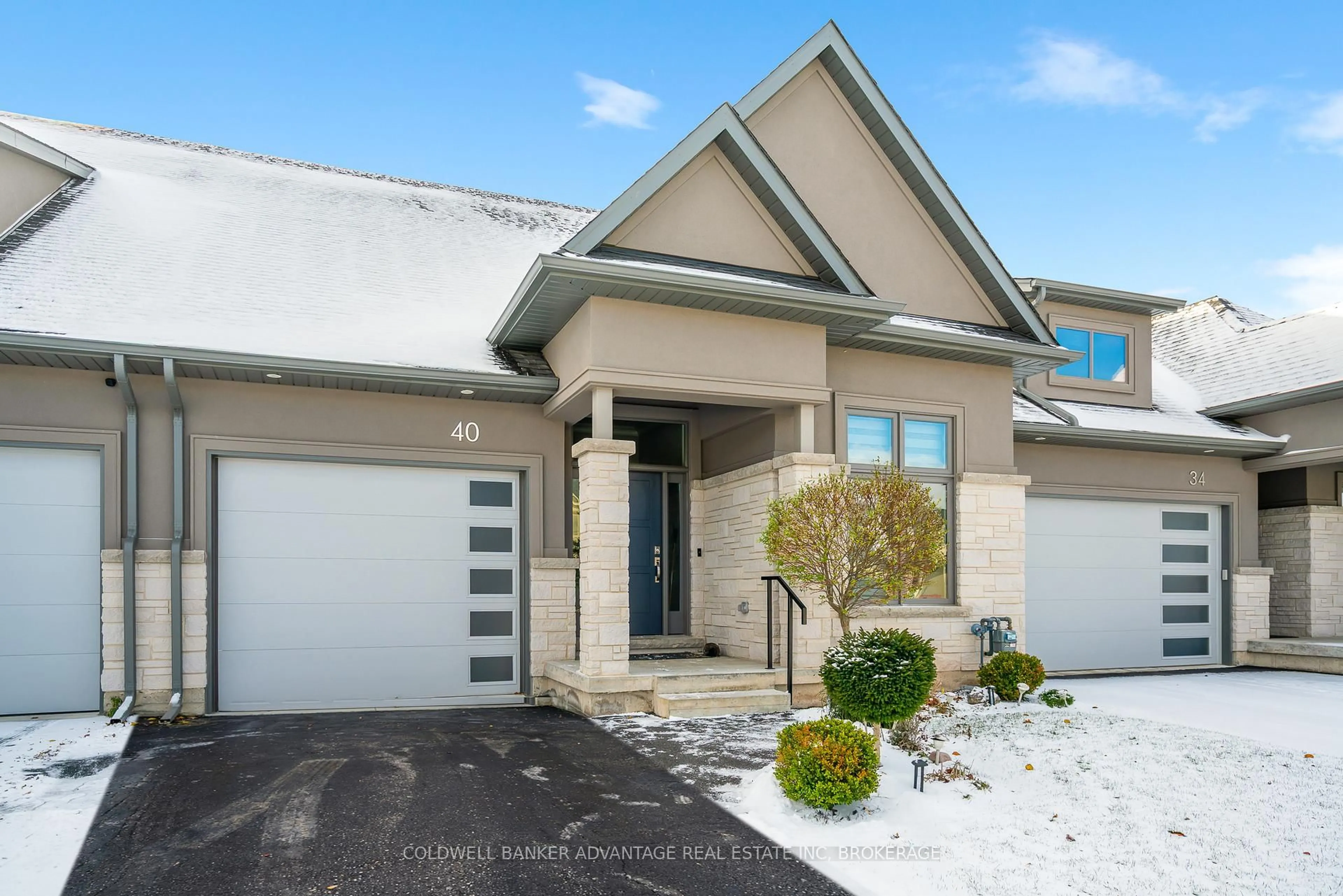 Unknown for 40 Carrick Tr, Welland Ontario L3C 0E7