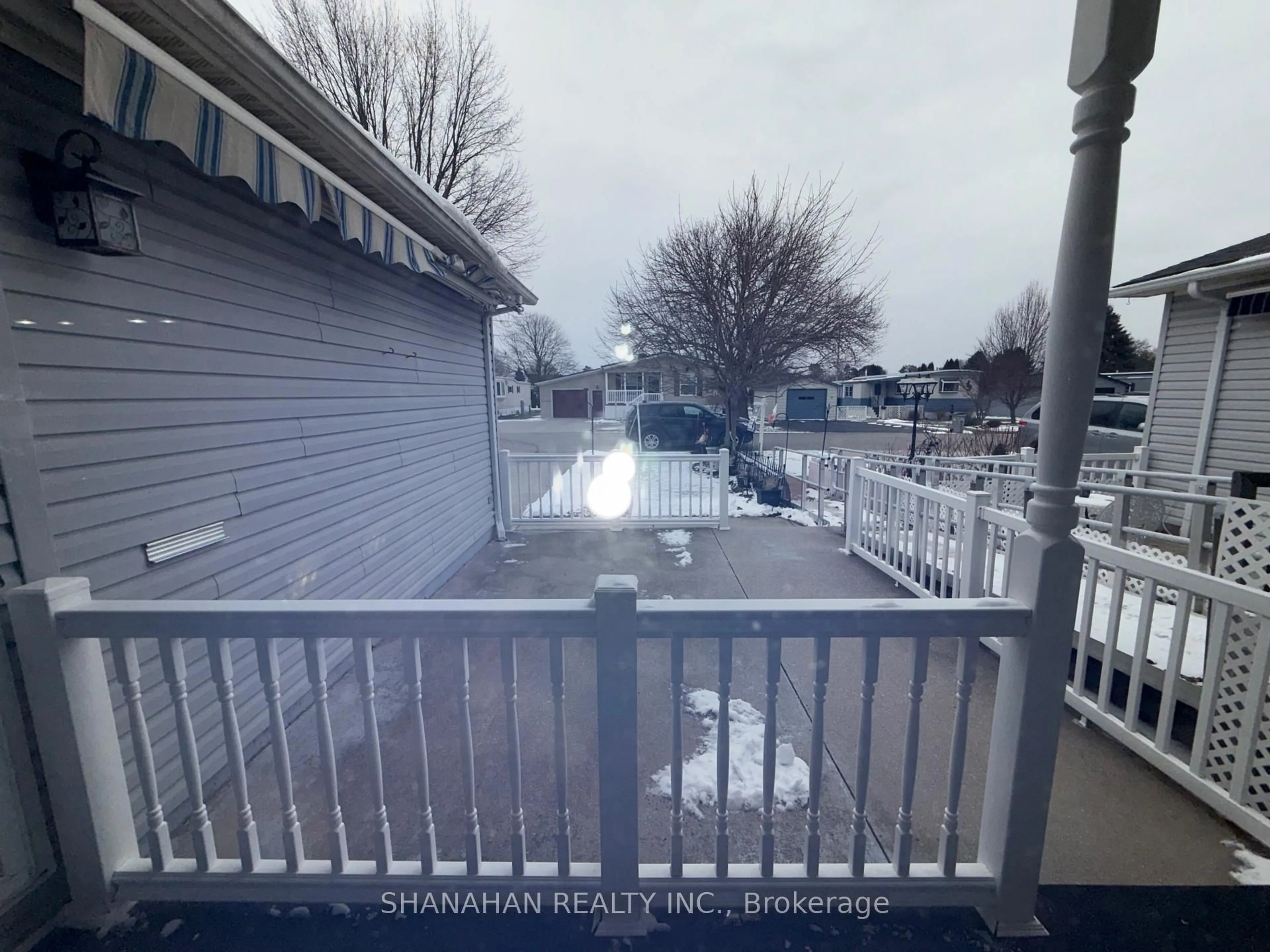Unknown for 11-2 Stewart St, Strathroy-Caradoc Ontario N7G 1A1