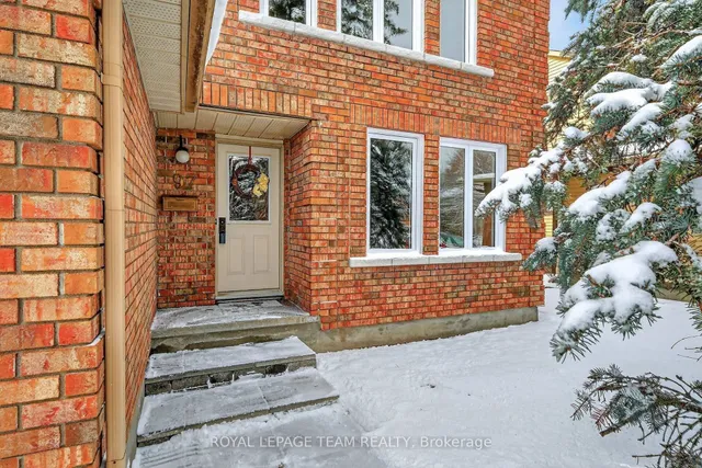 97 Huntsman Cres, Ottawa 2