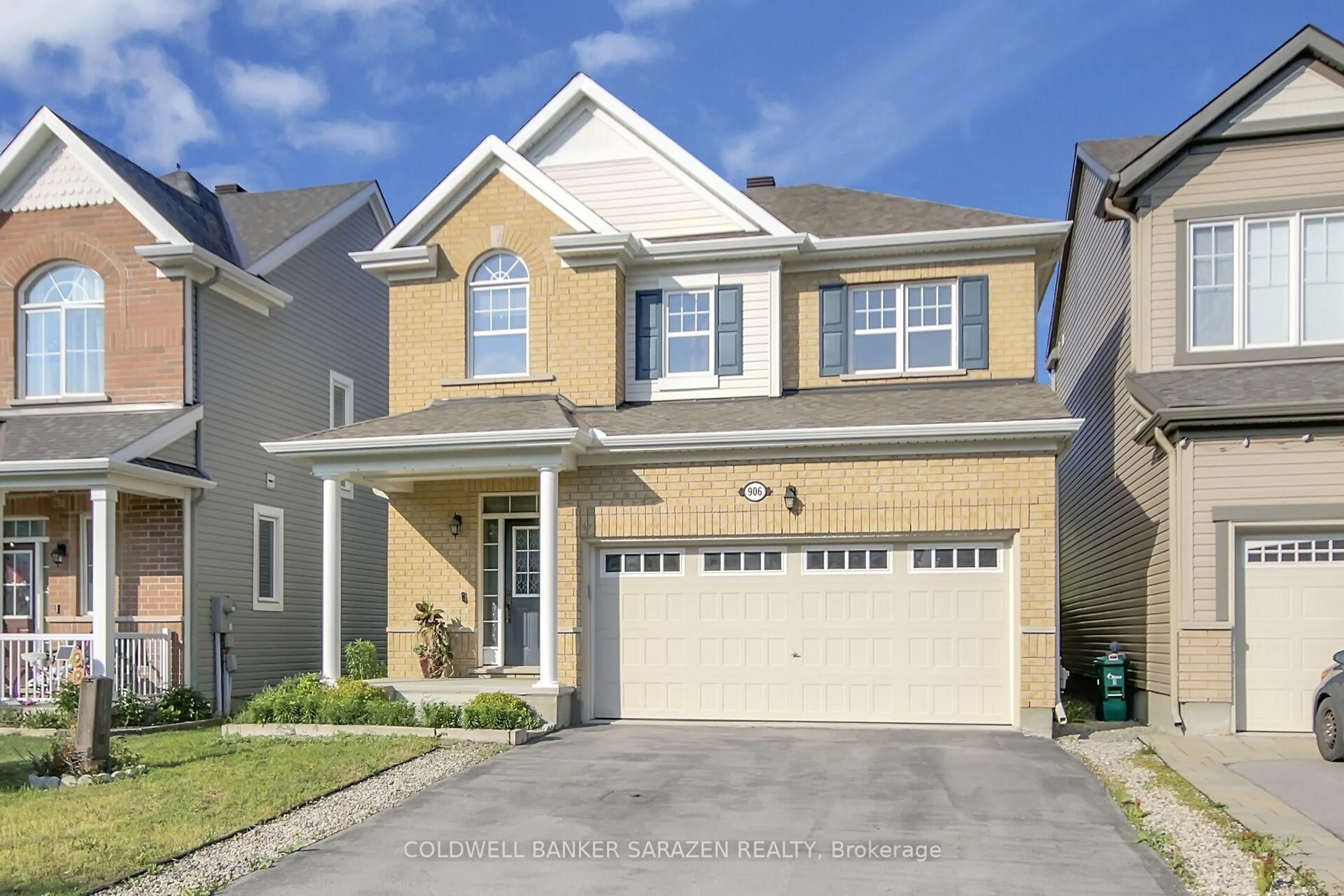 Home with vinyl exterior material, street for 906 Whimbrel Way, Ottawa Ontario K2J 6C5